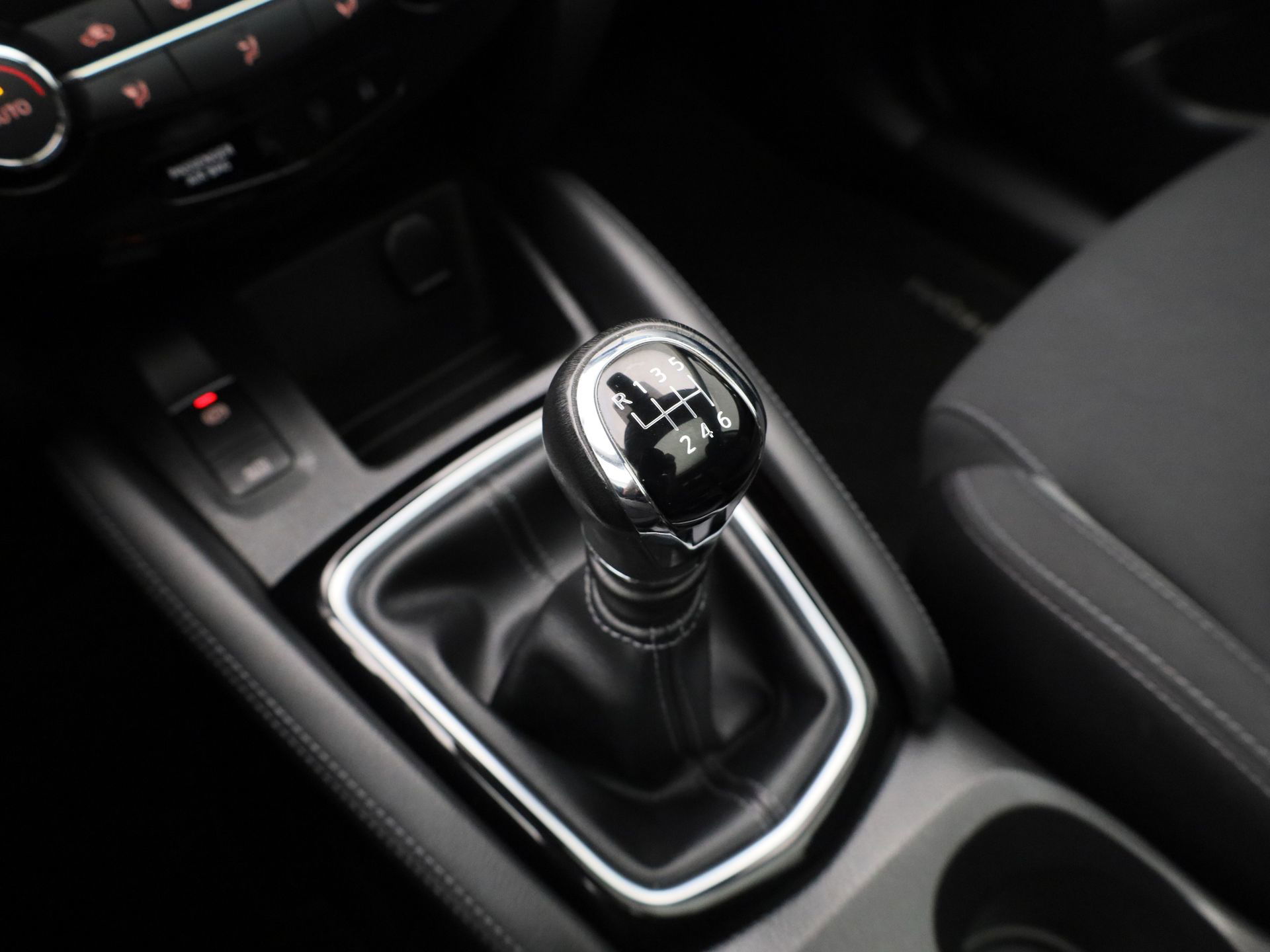Auto afbeelding: 24