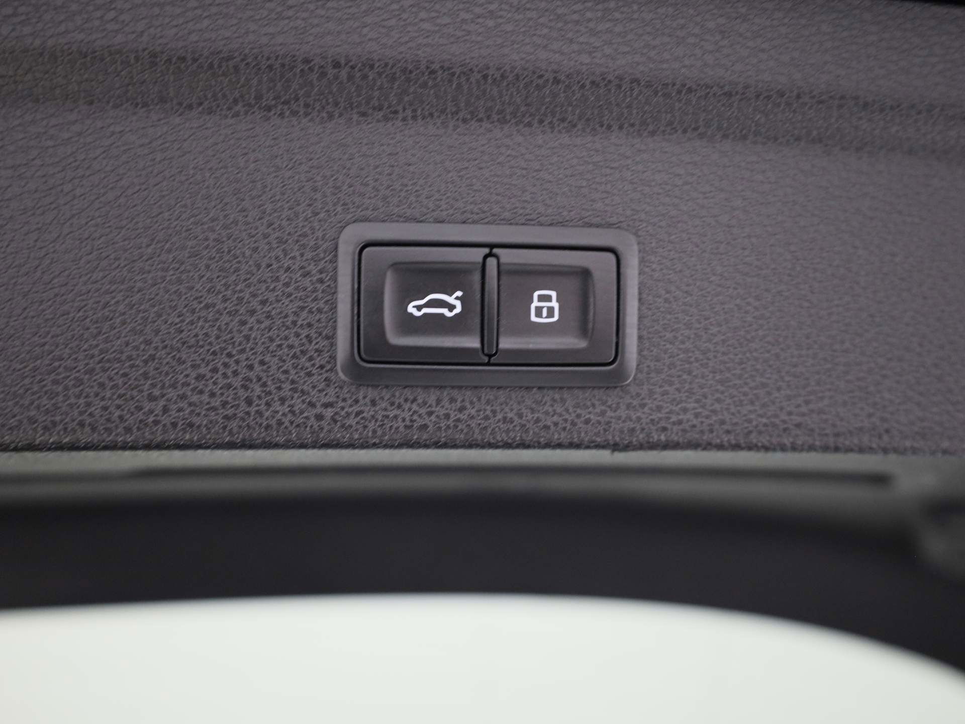 Auto afbeelding: 28