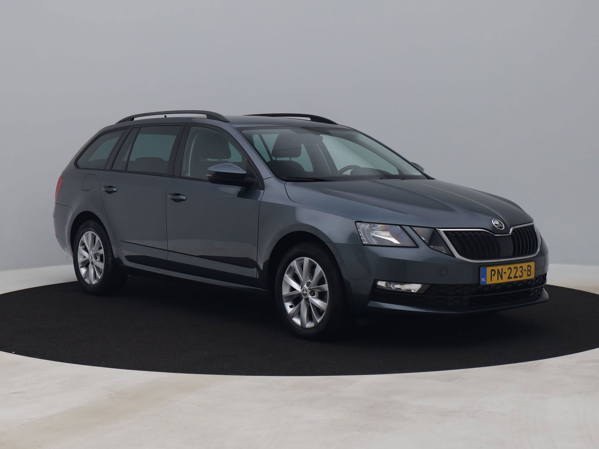 Auto afbeelding: 2