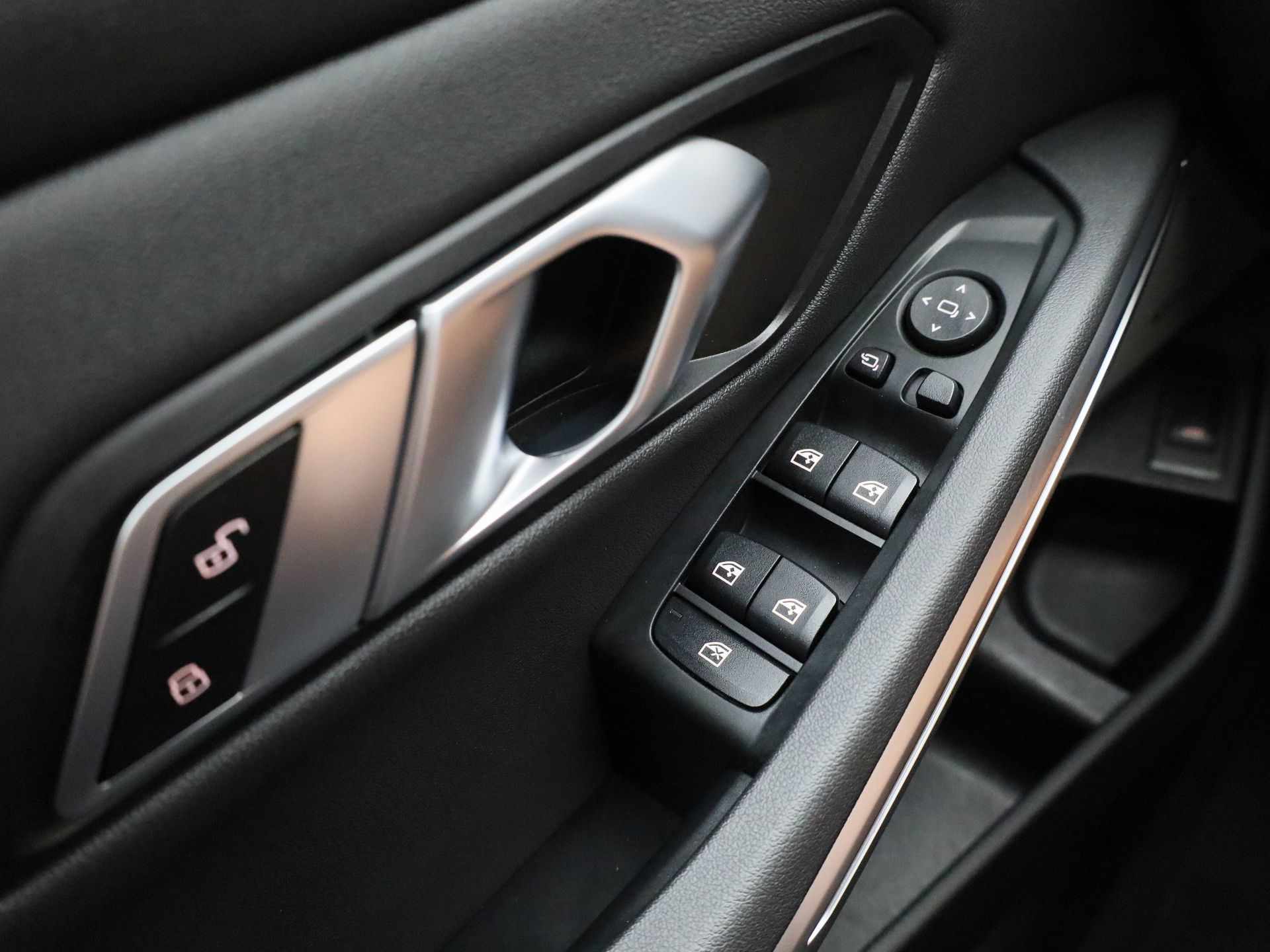Auto afbeelding: 16