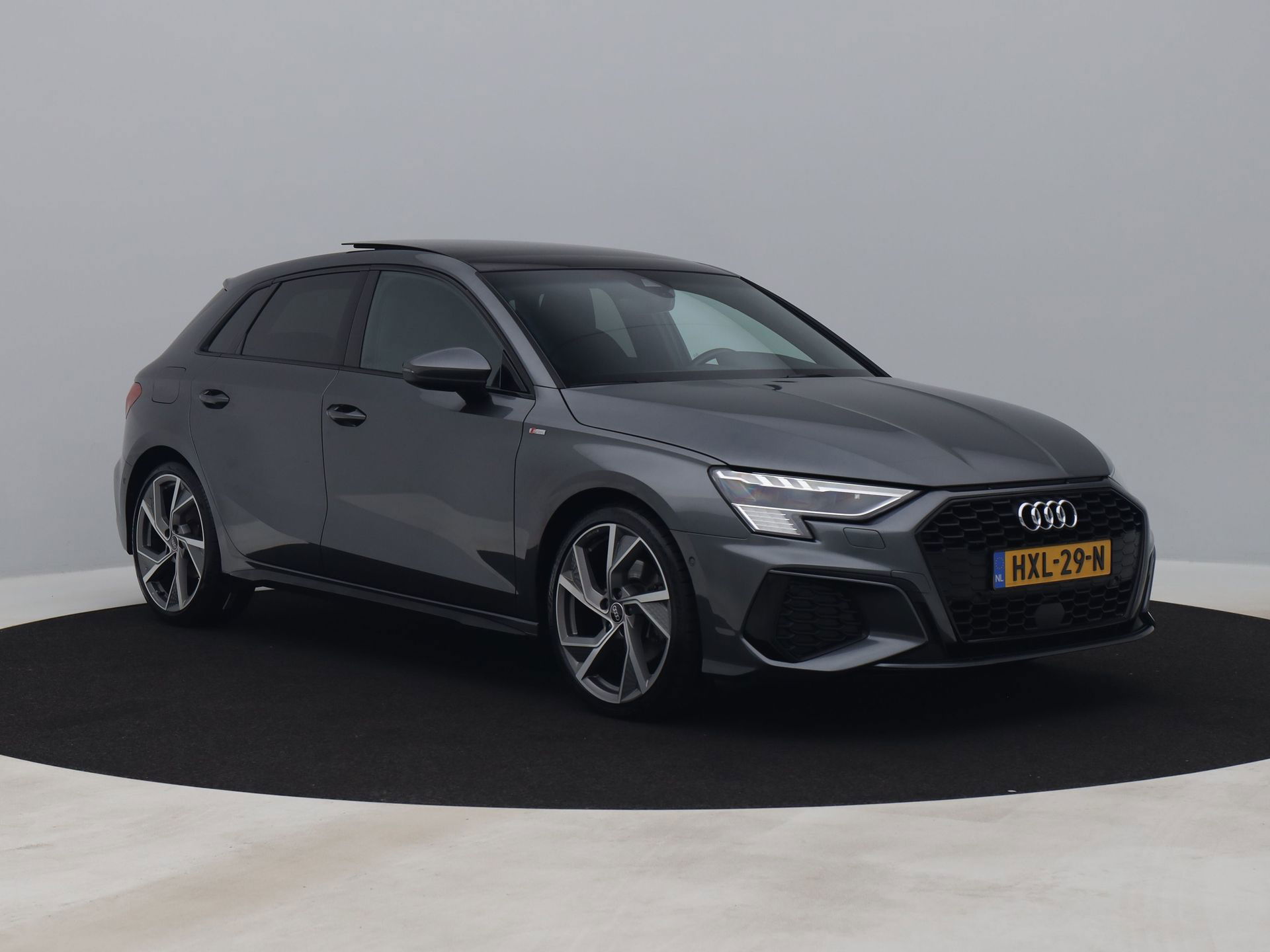 Auto afbeelding: 2
