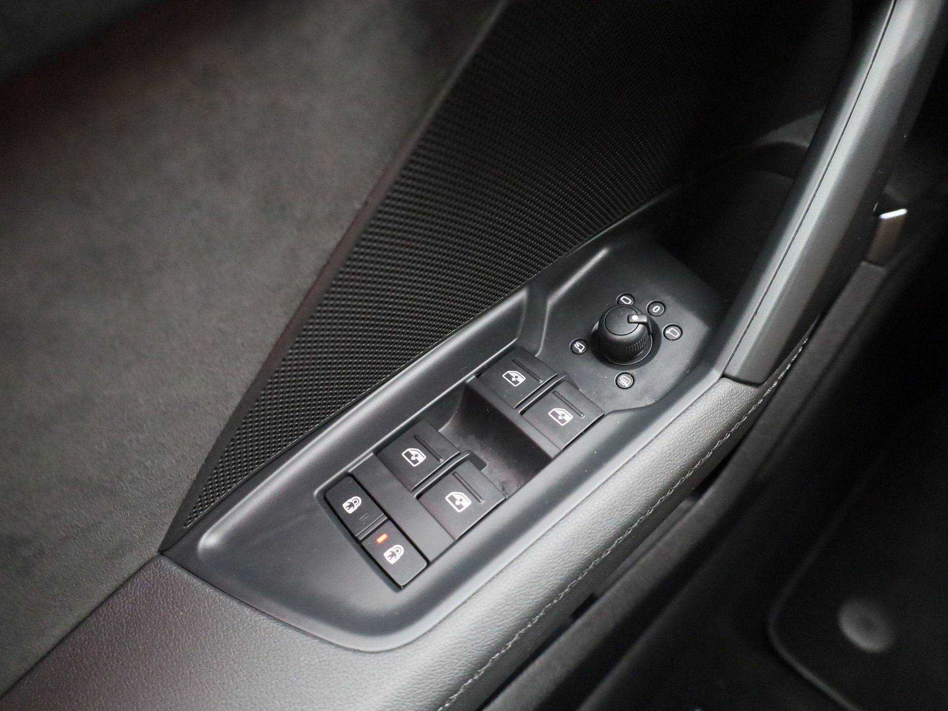 Auto afbeelding: 25