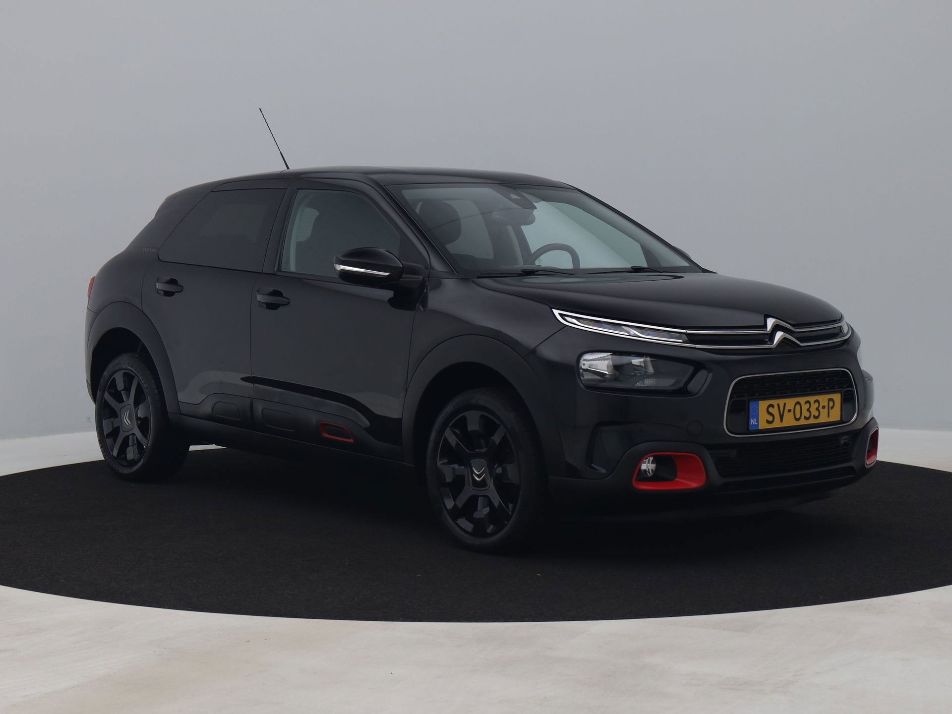 Auto afbeelding: 2