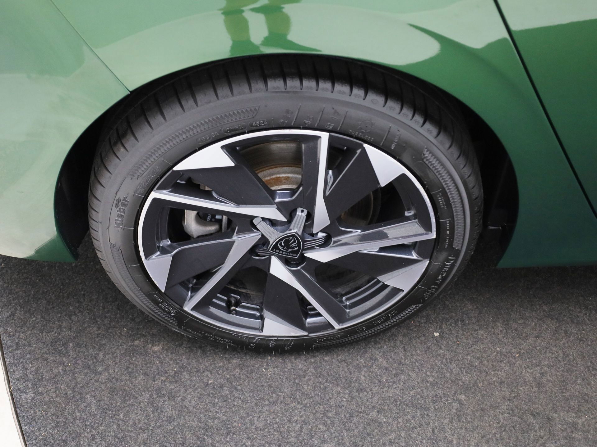 Auto afbeelding: 25
