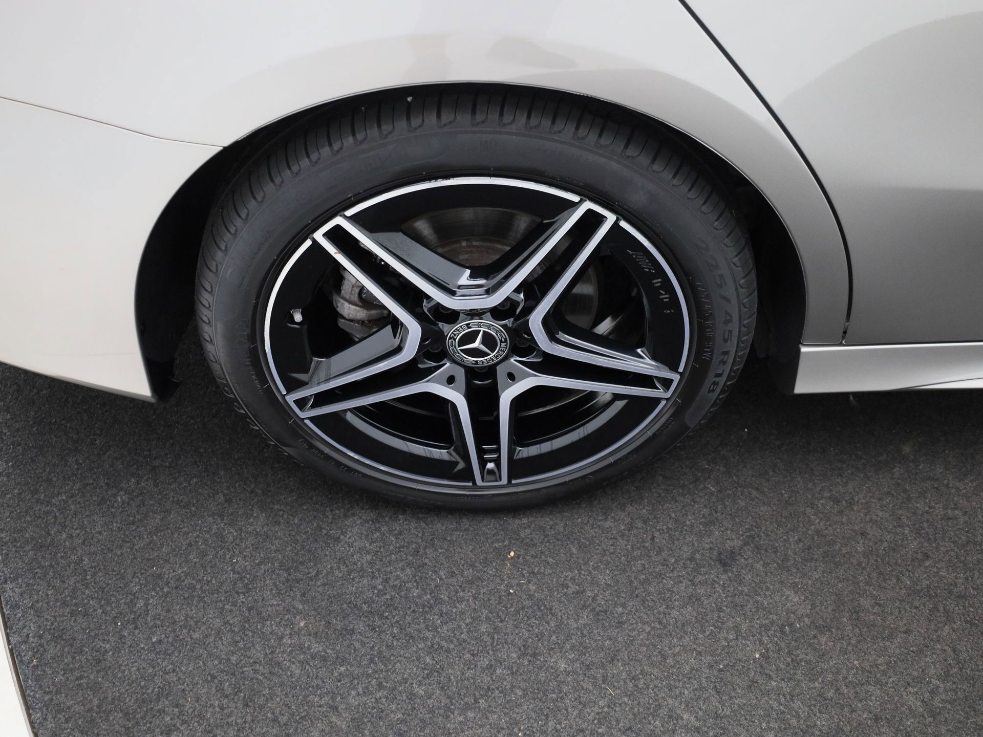 Auto afbeelding: 30