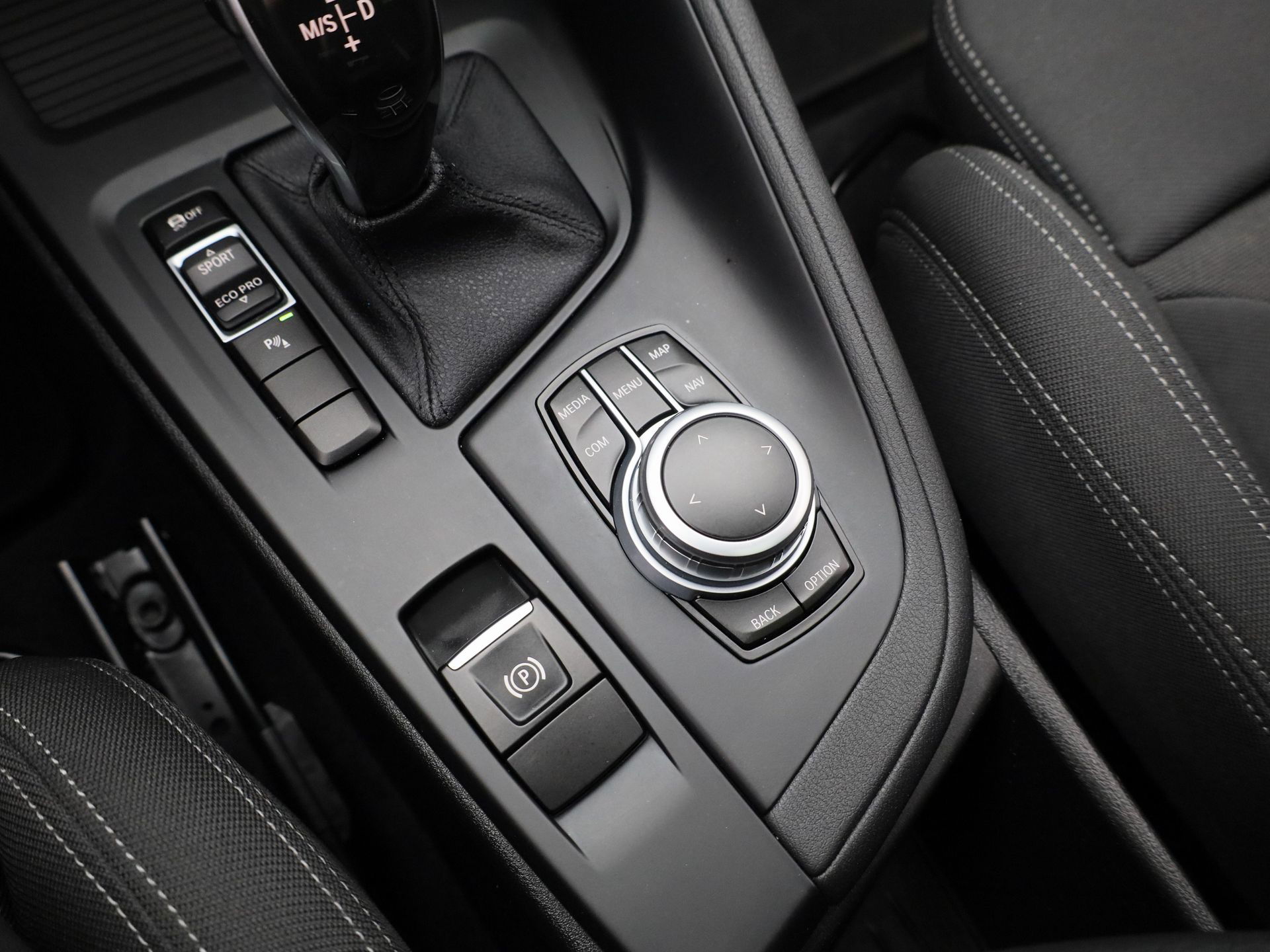 Auto afbeelding: 18