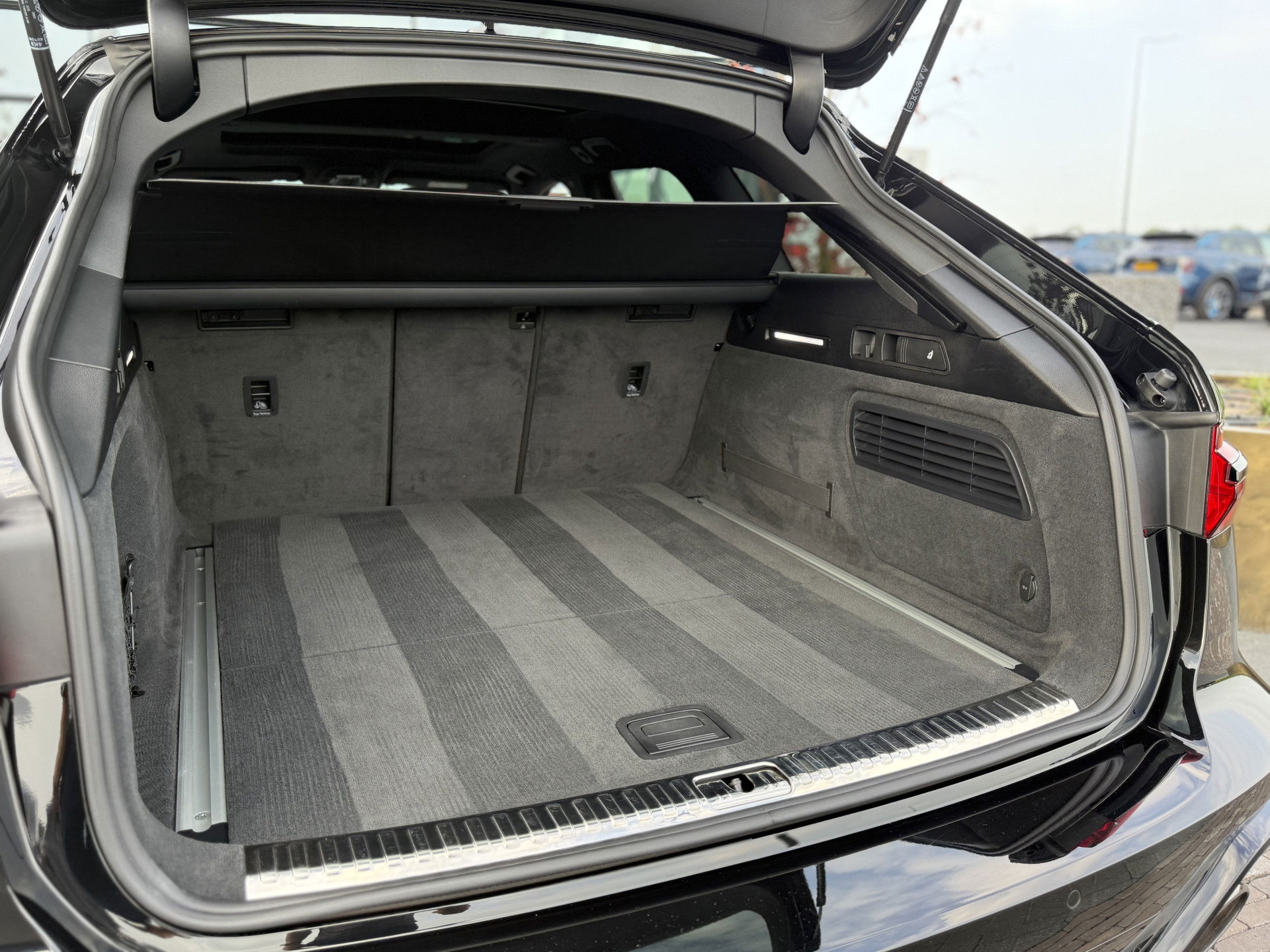 Auto afbeelding: 21