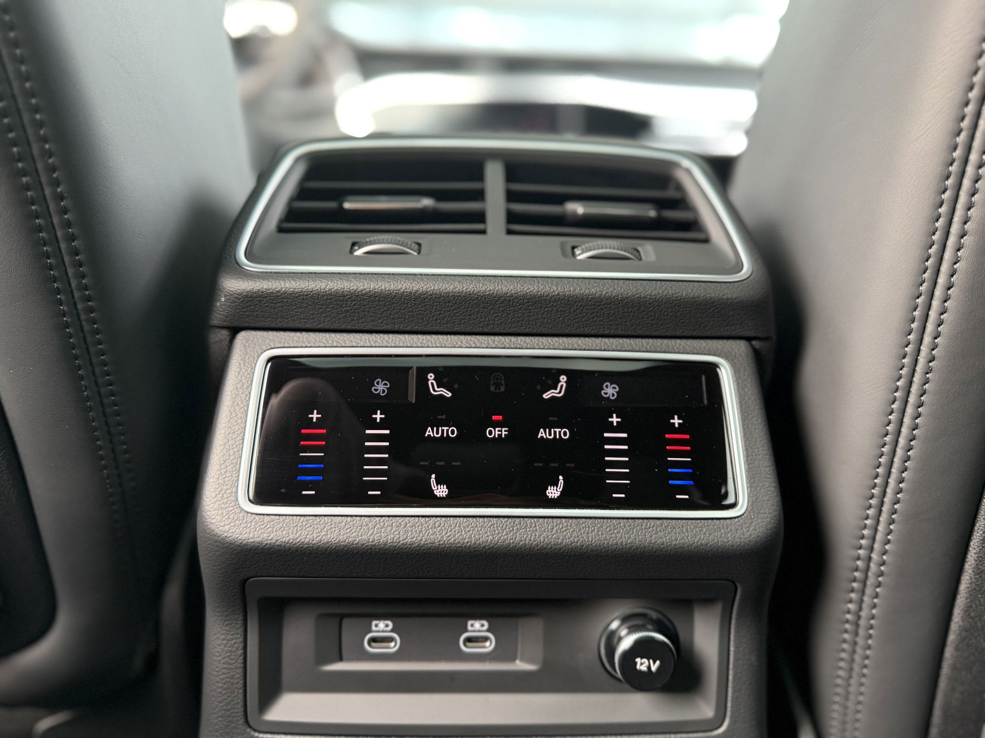 Auto afbeelding: 24