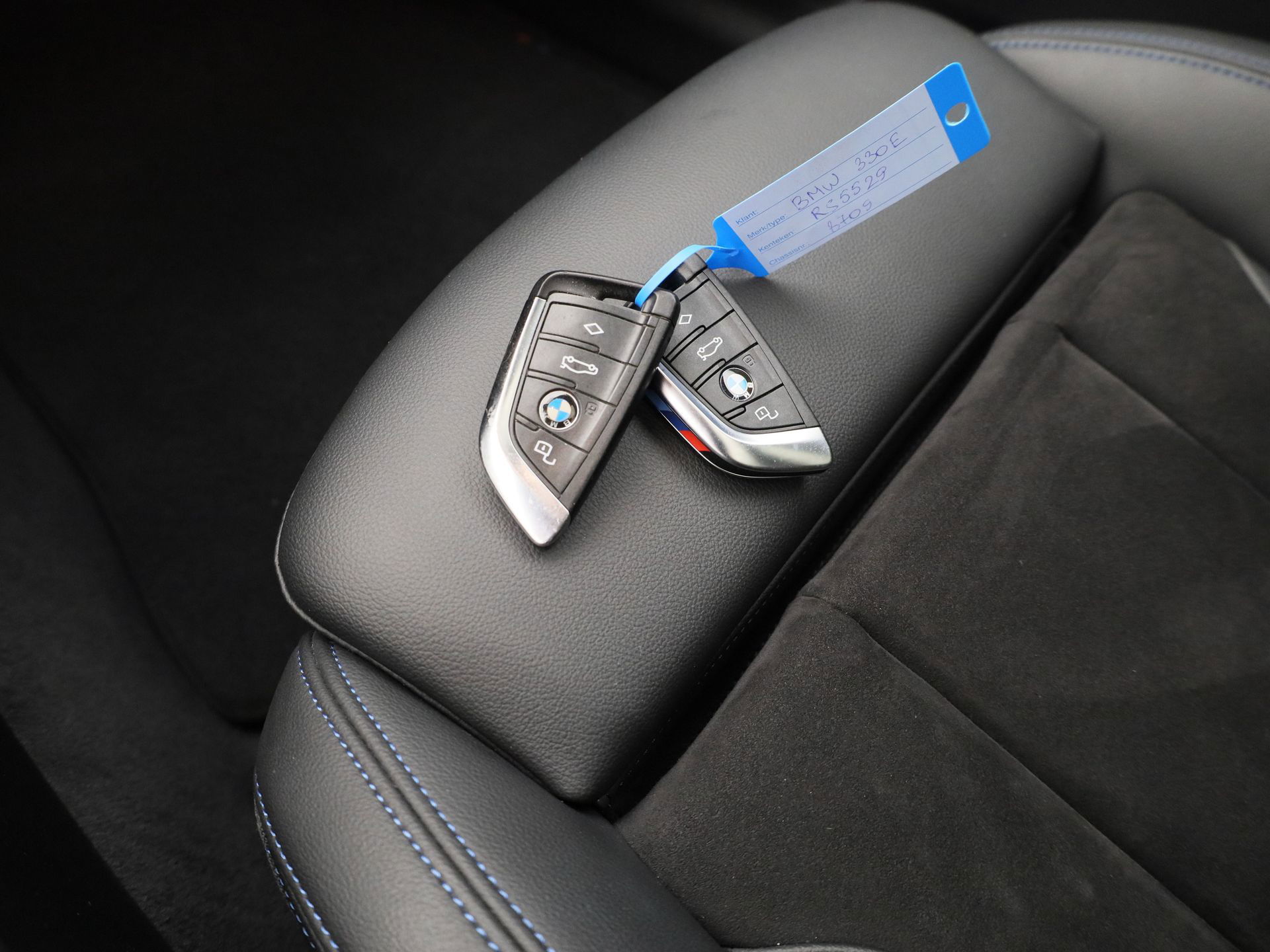 Auto afbeelding: 30