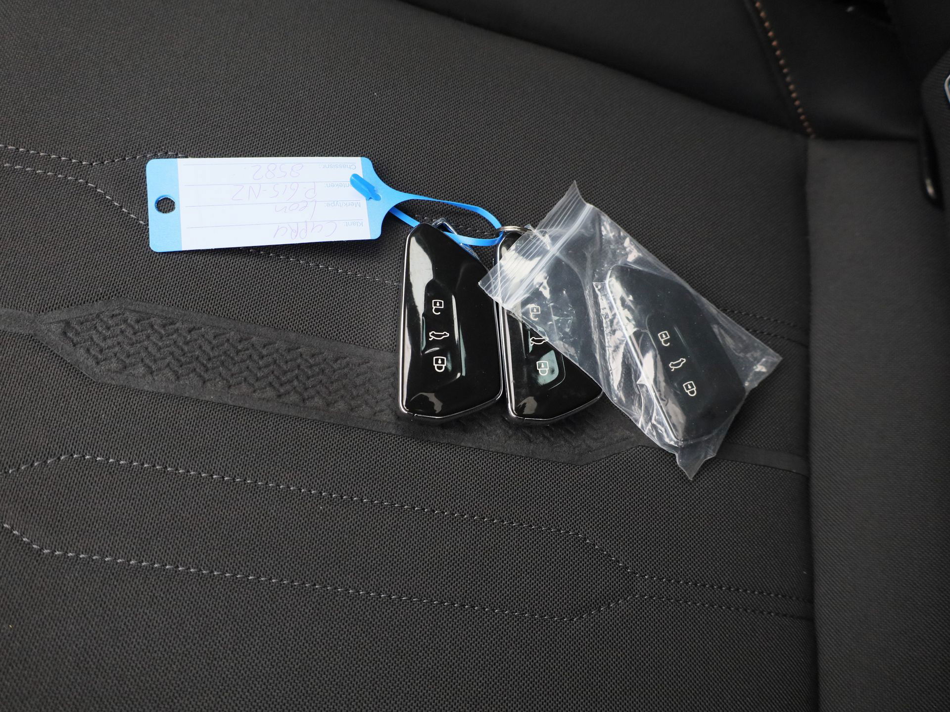 Auto afbeelding: 28