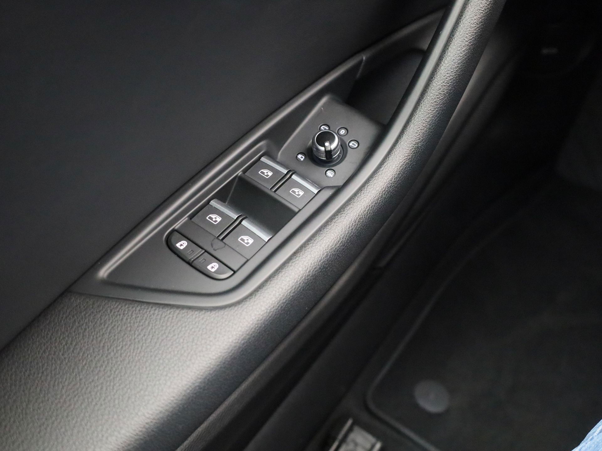 Auto afbeelding: 23