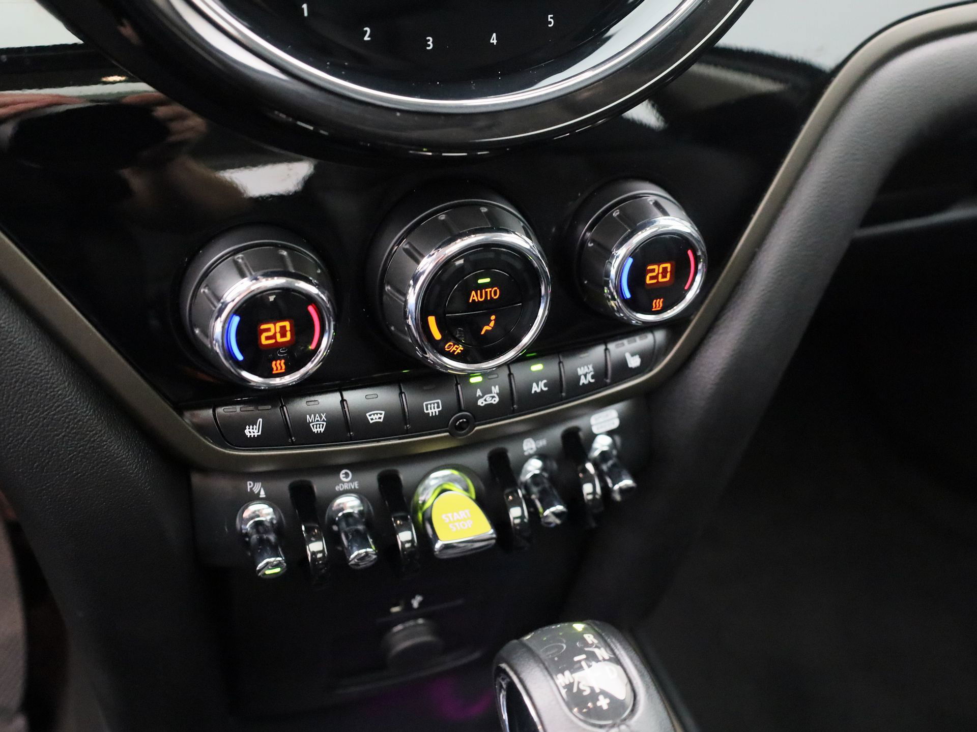 Auto afbeelding: 16