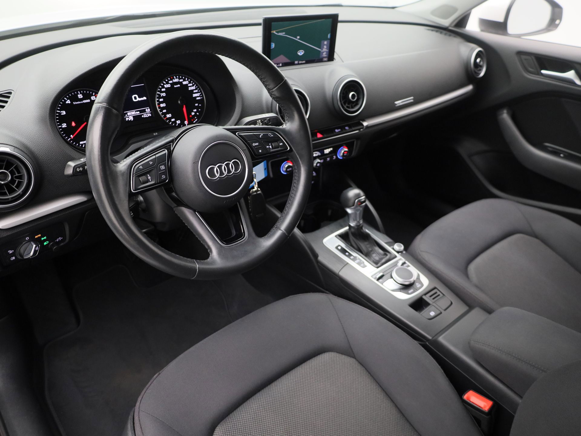 Auto afbeelding: 10