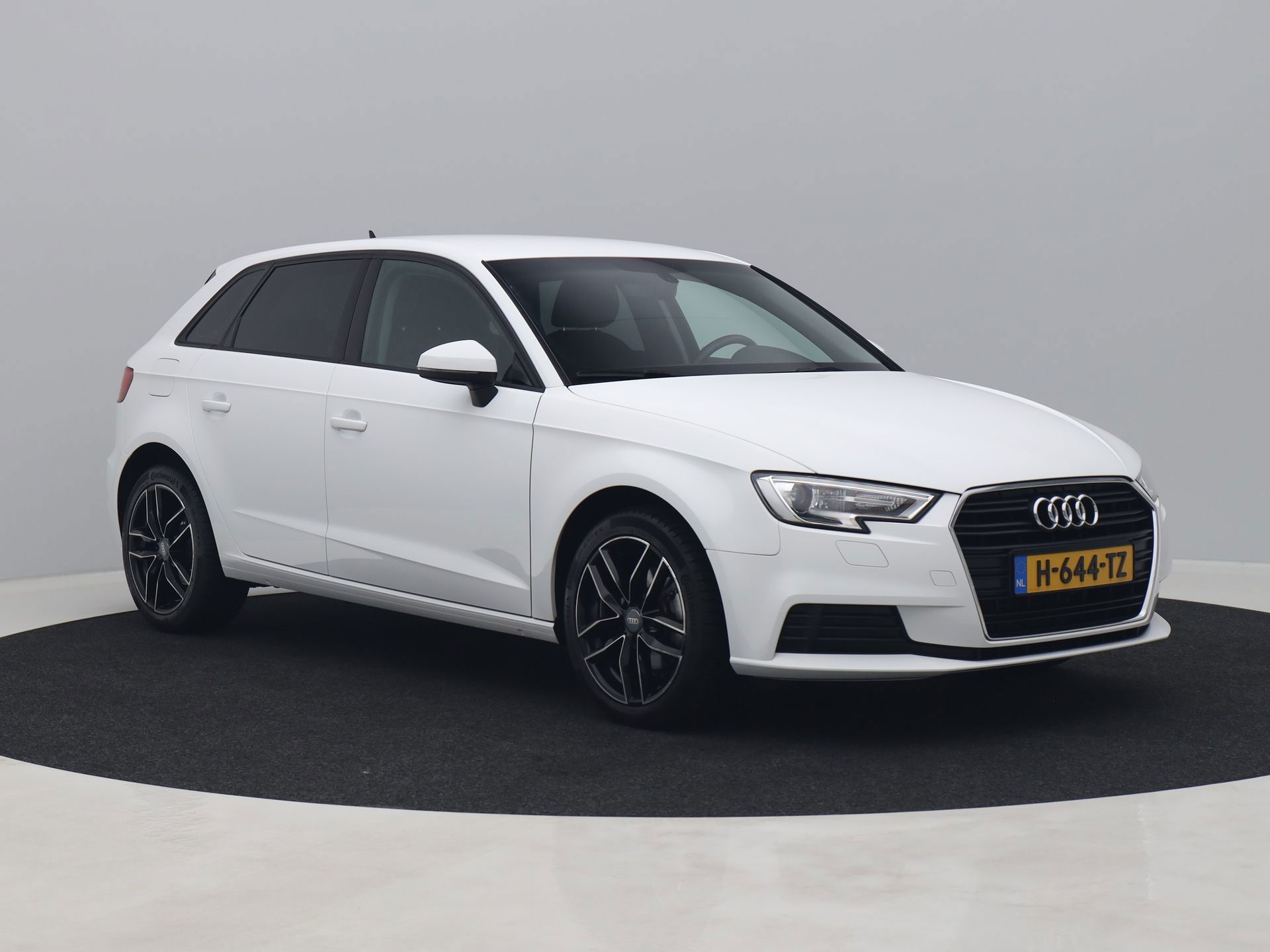 Auto afbeelding: 2