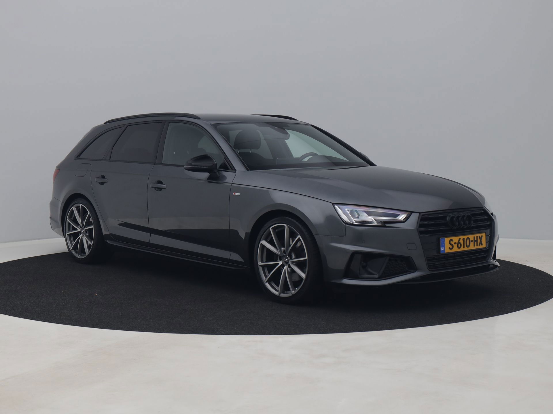 Auto afbeelding: 2
