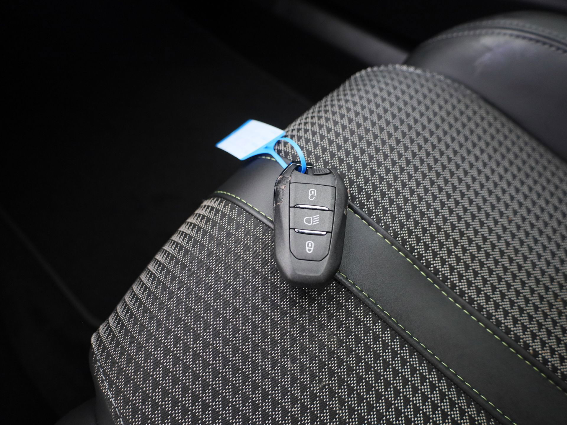Auto afbeelding: 28