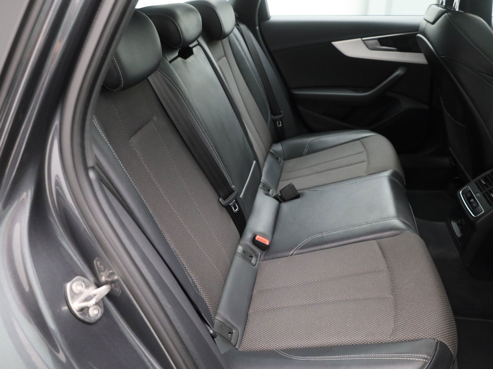 Auto afbeelding: 12
