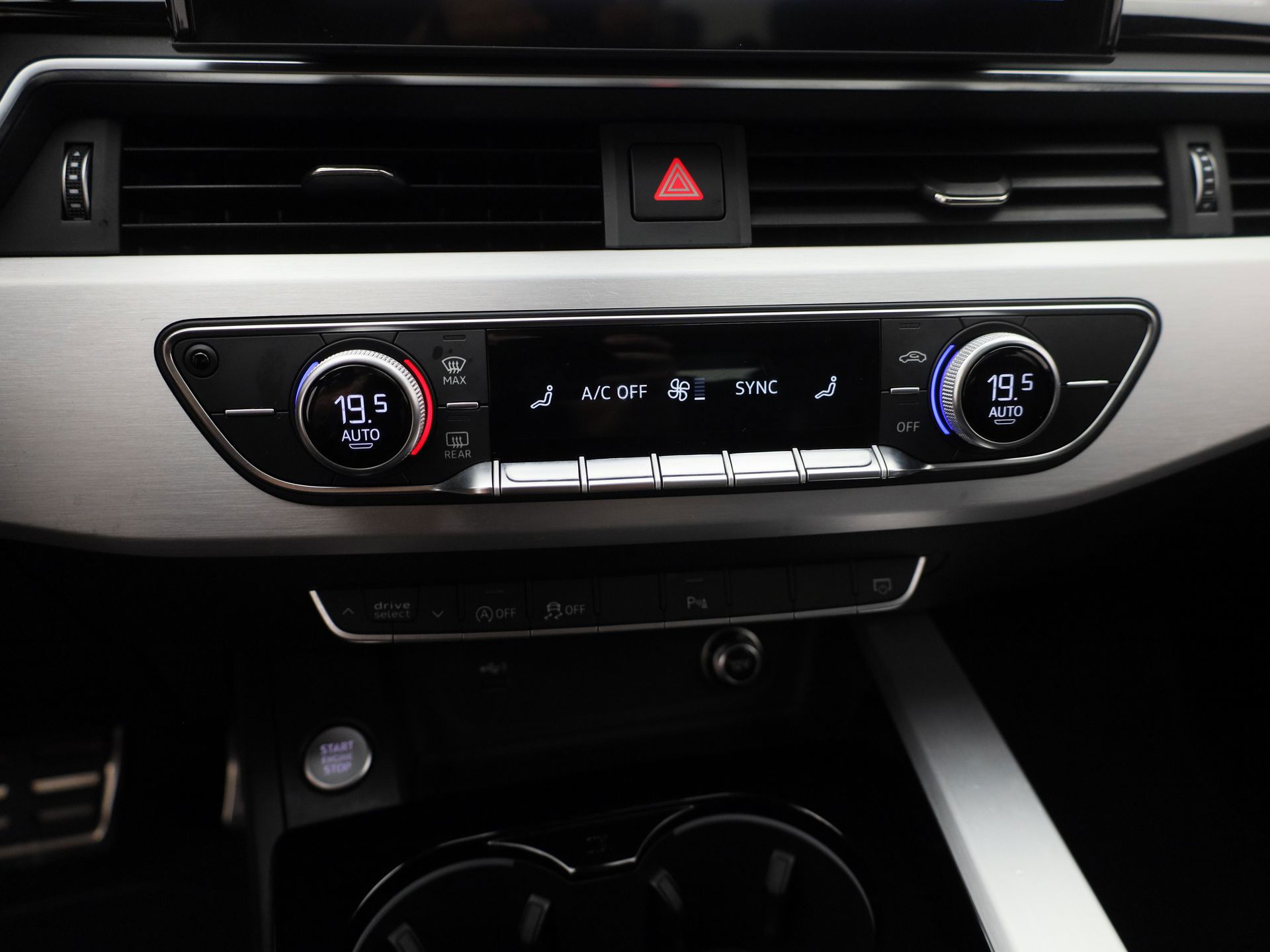 Auto afbeelding: 24