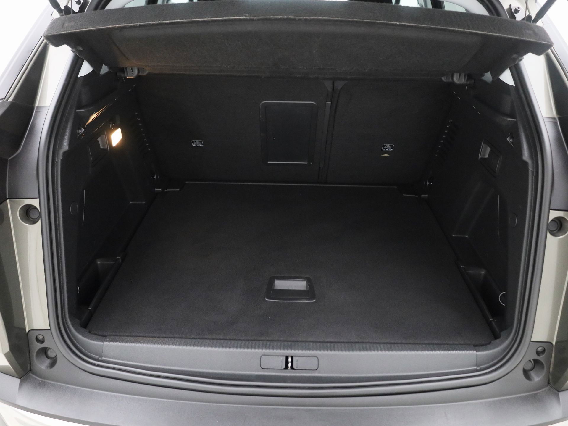 Auto afbeelding: 24
