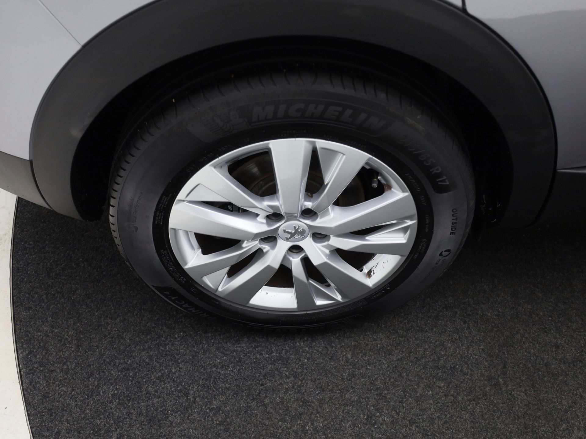 Auto afbeelding: 24