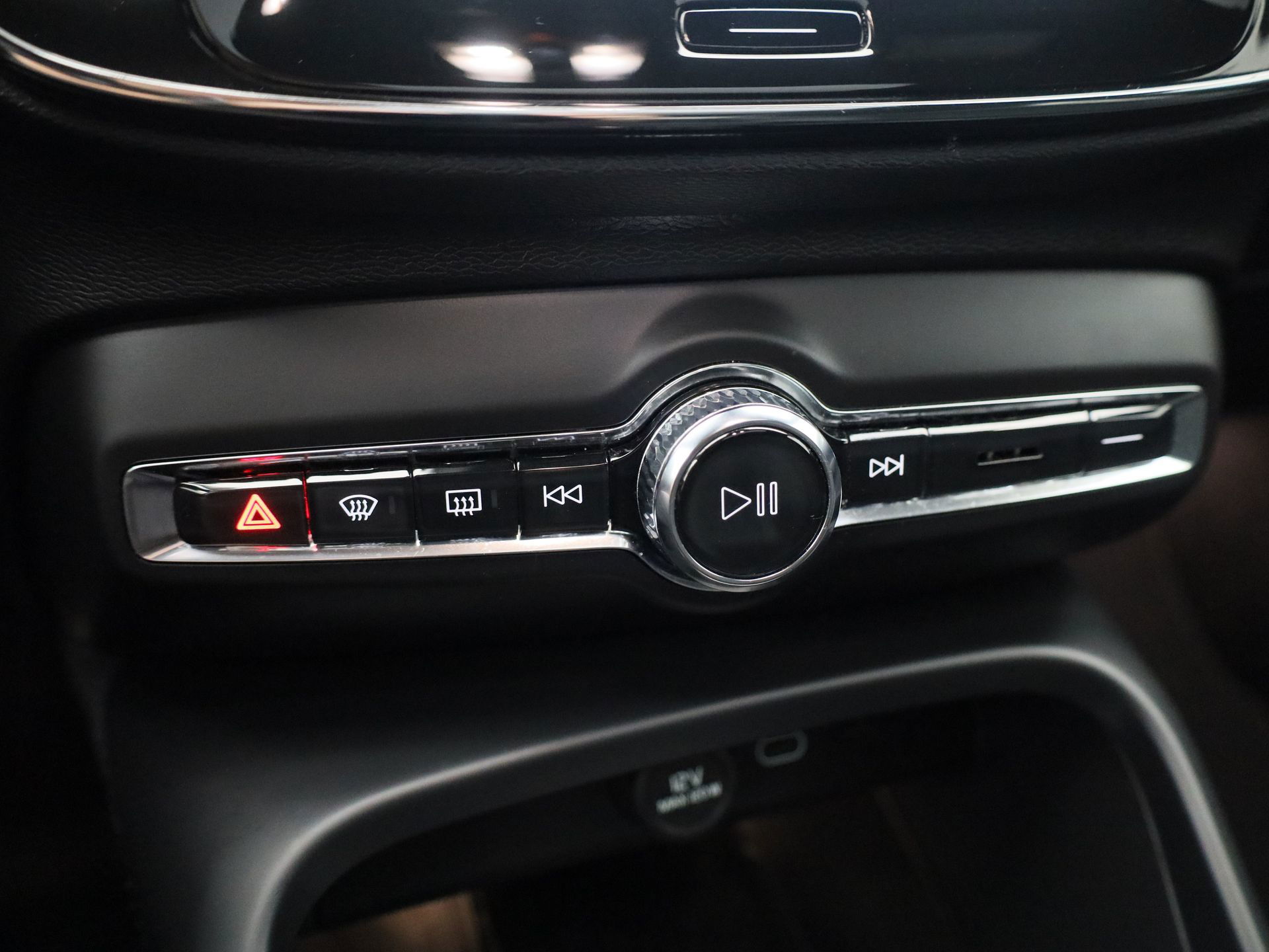 Auto afbeelding: 24