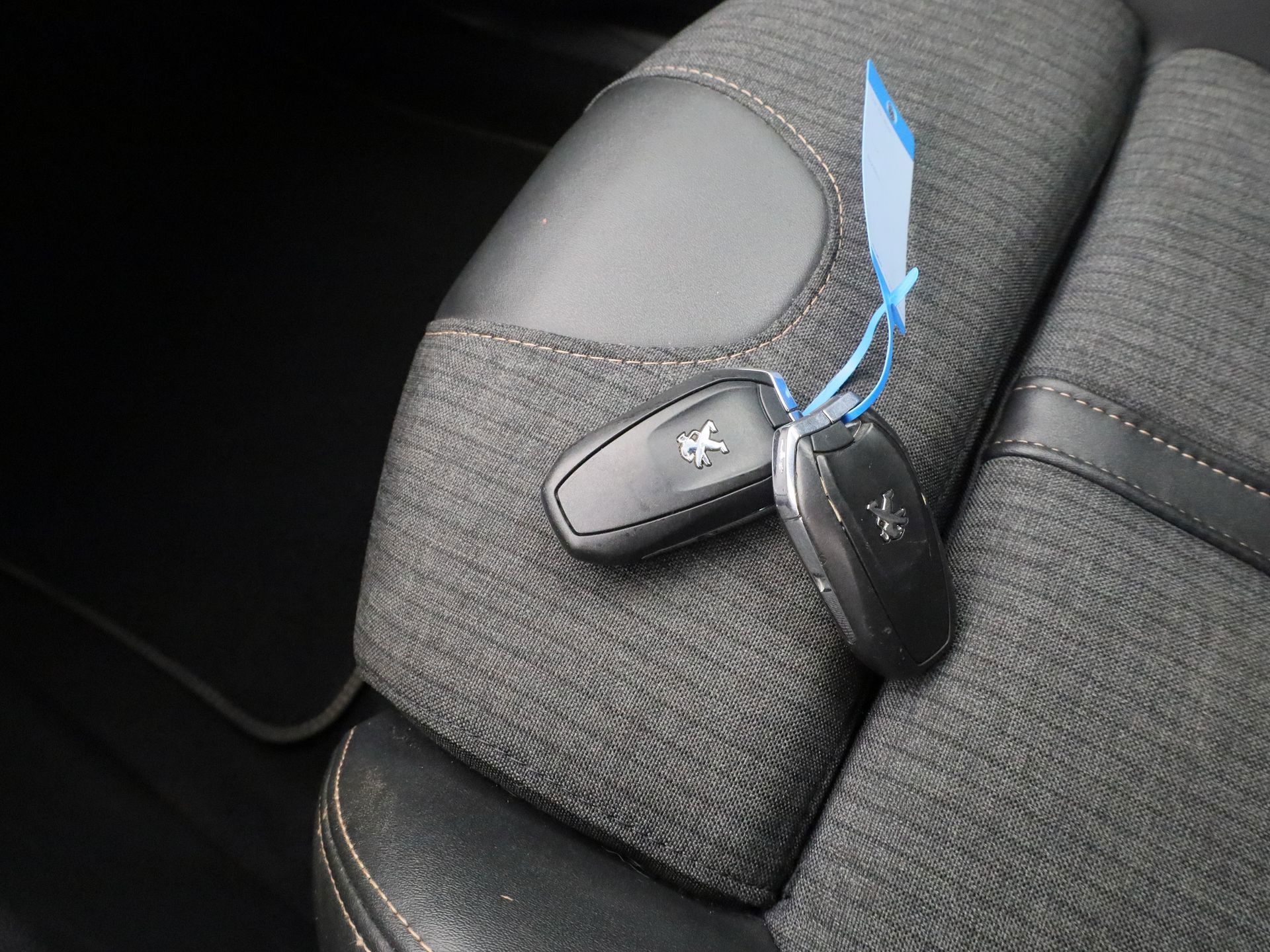 Auto afbeelding: 30