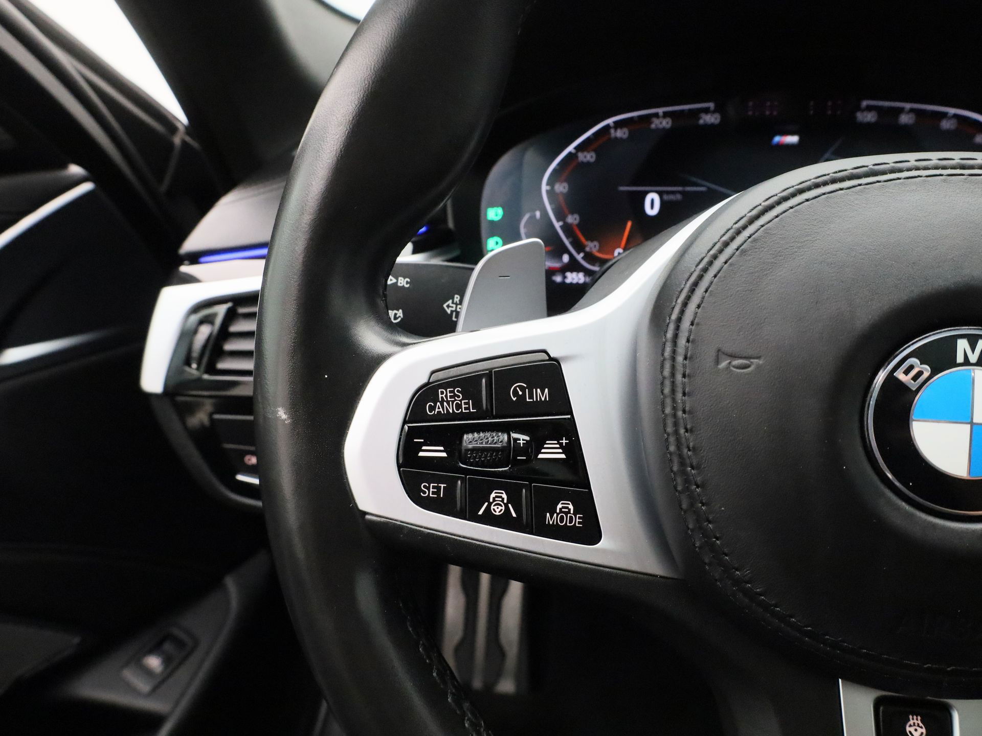 Auto afbeelding: 16