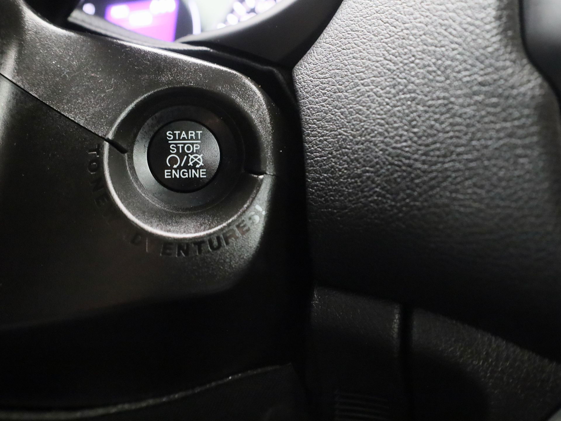 Auto afbeelding: 24