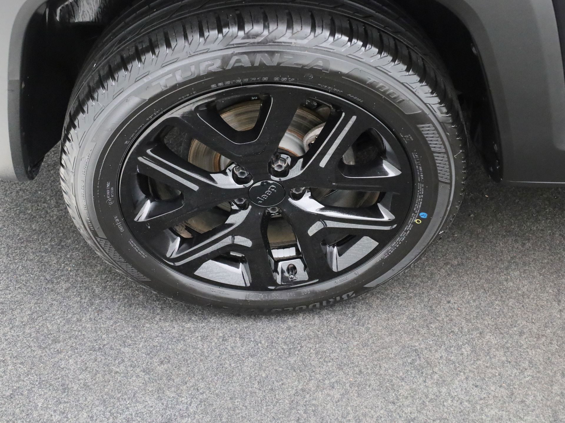 Auto afbeelding: 25