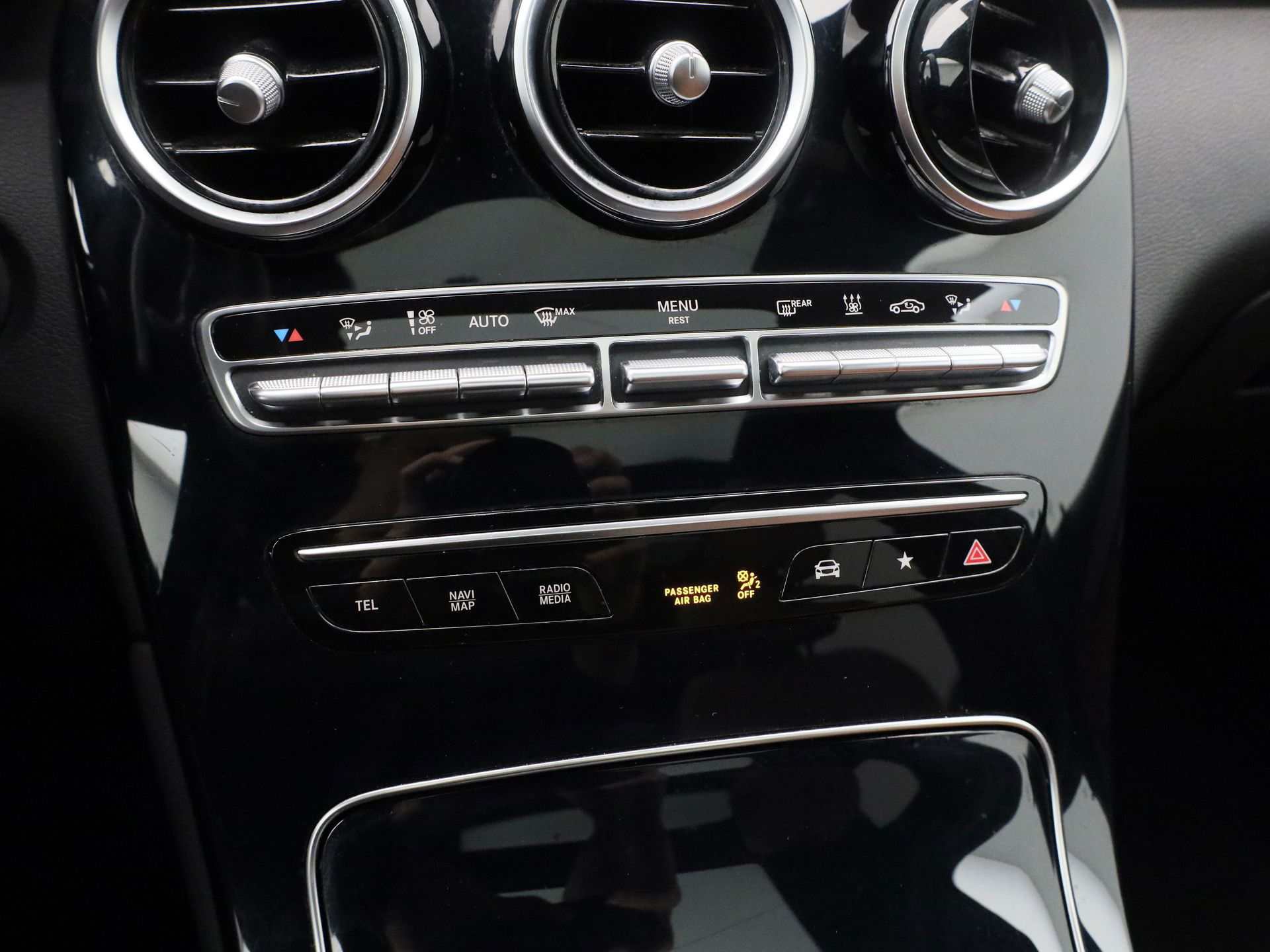 Auto afbeelding: 24