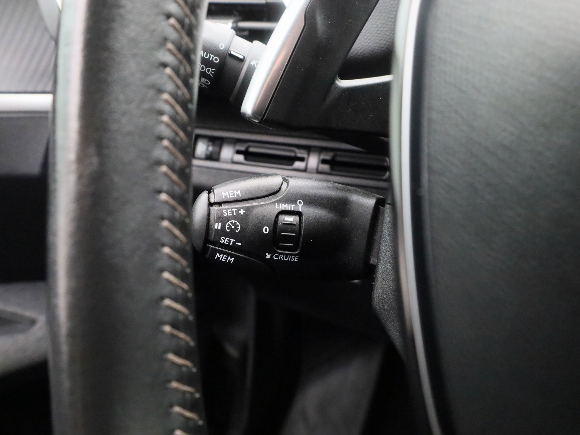 Auto afbeelding: 17