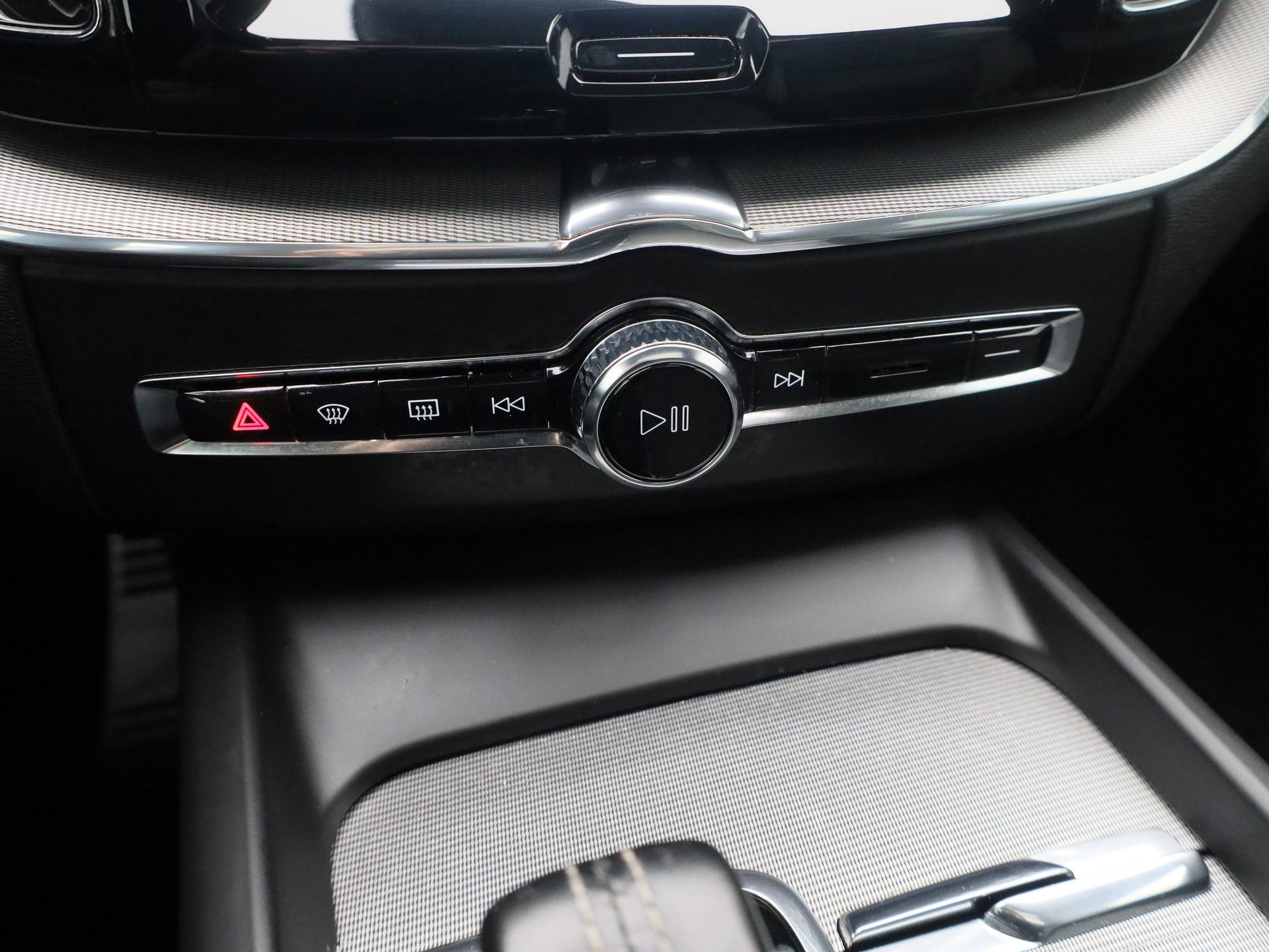 Auto afbeelding: 24