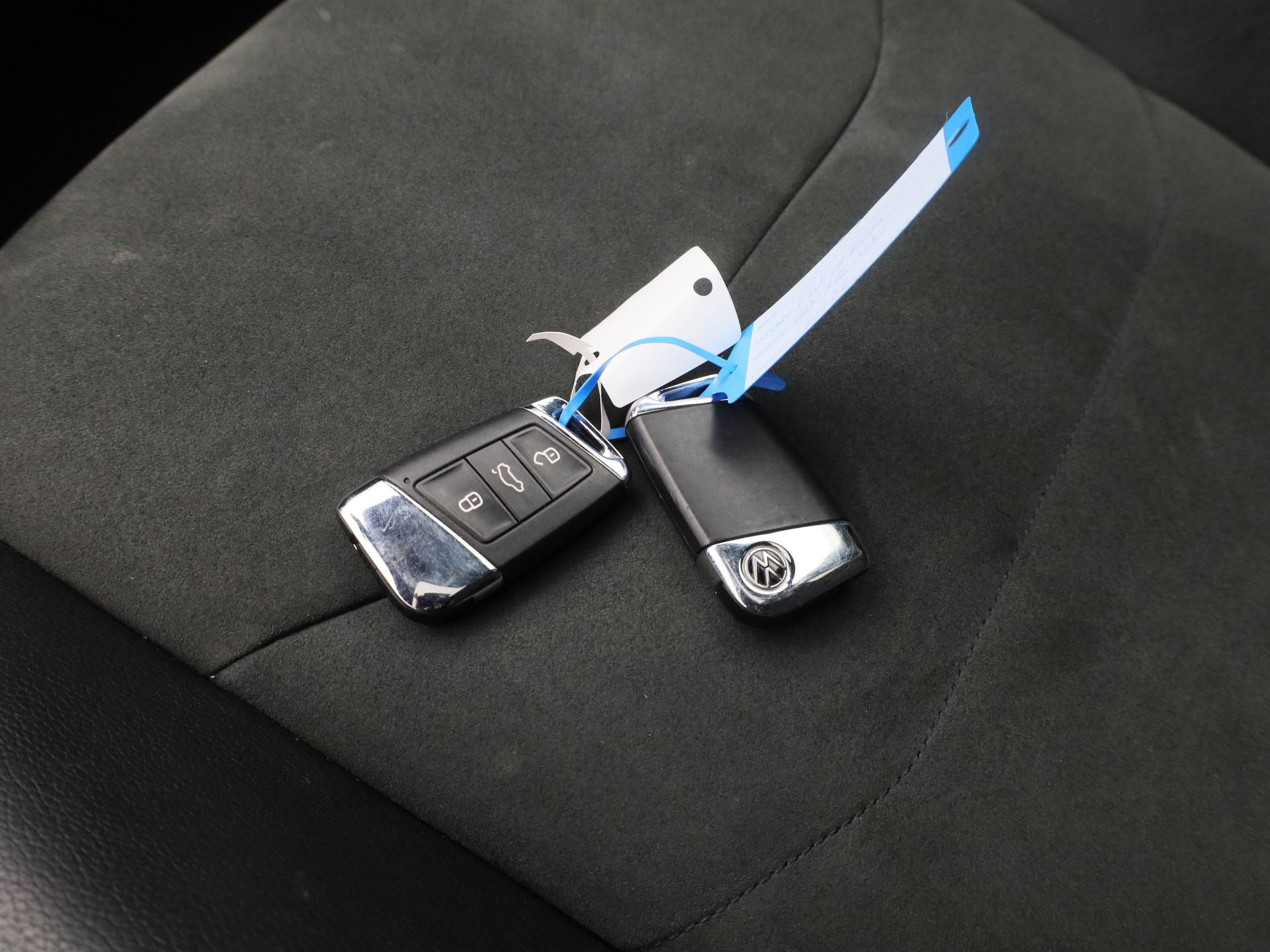 Auto afbeelding: 30