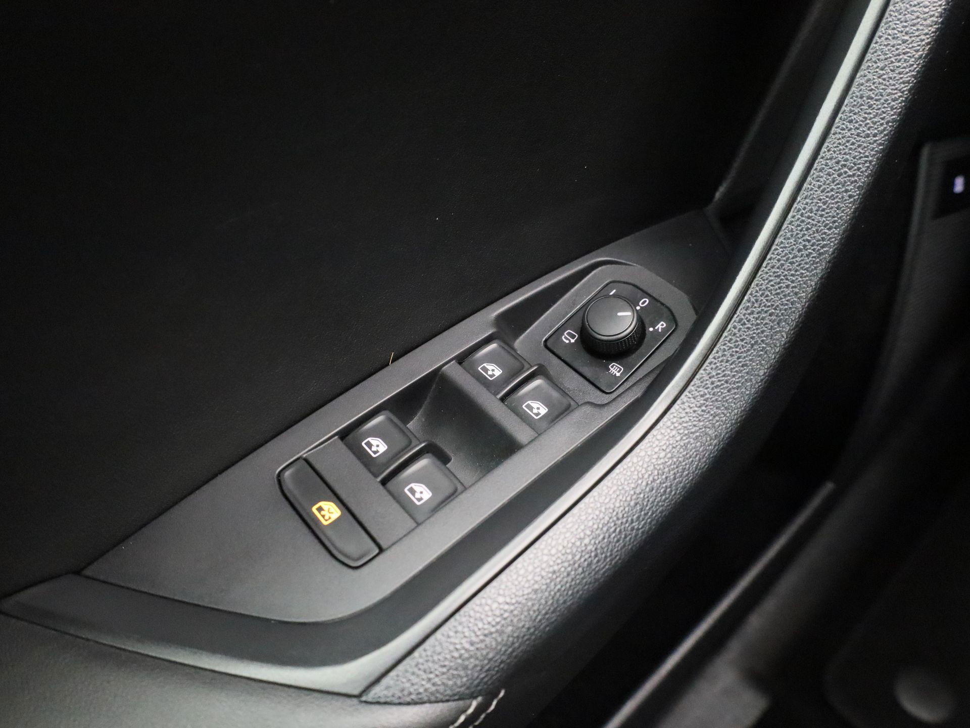 Auto afbeelding: 20