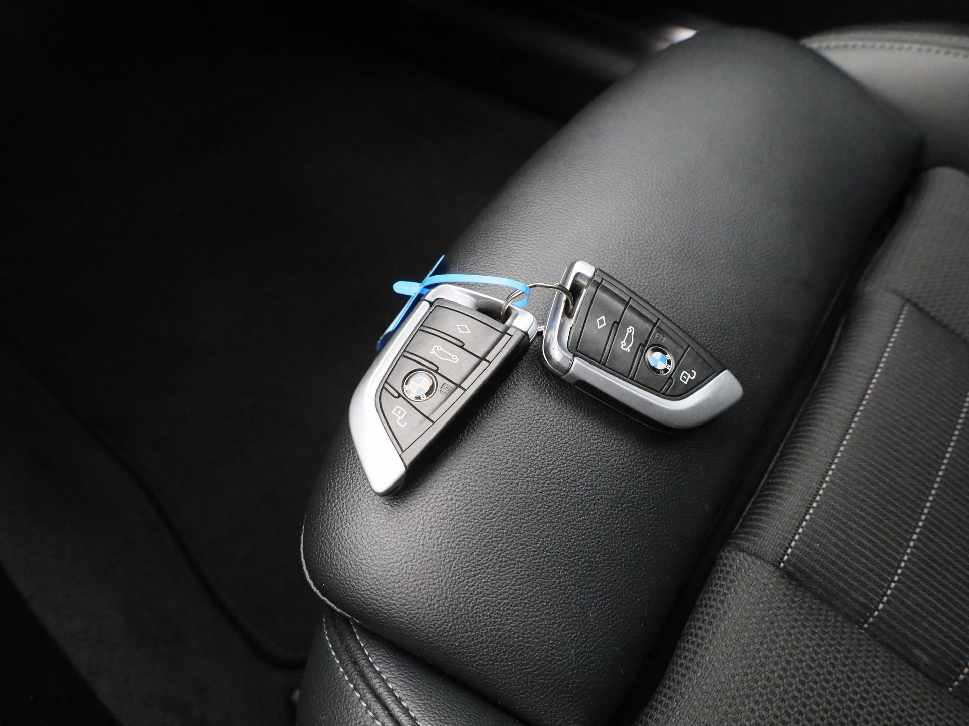 Auto afbeelding: 27