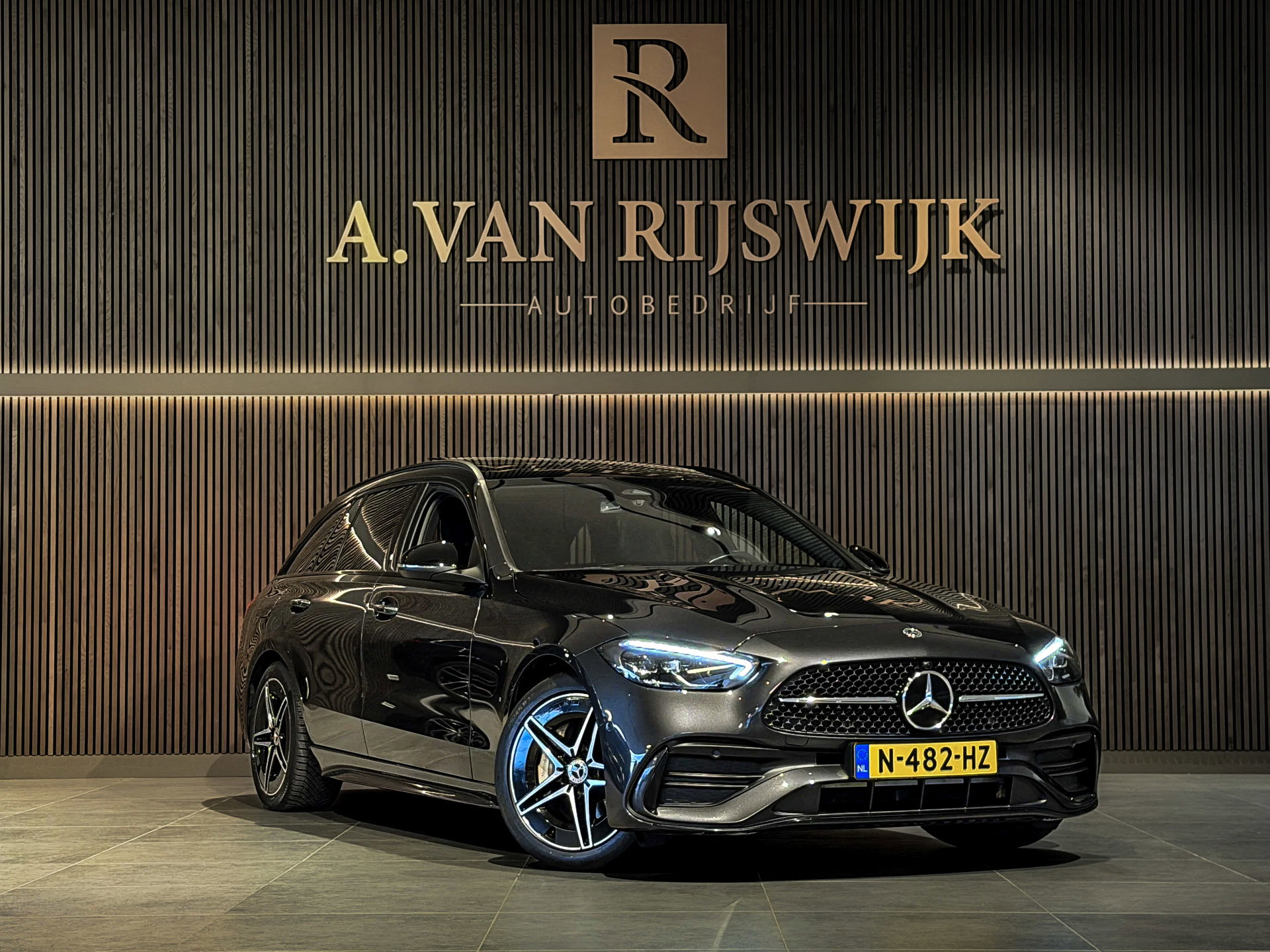 Auto afbeelding: 2