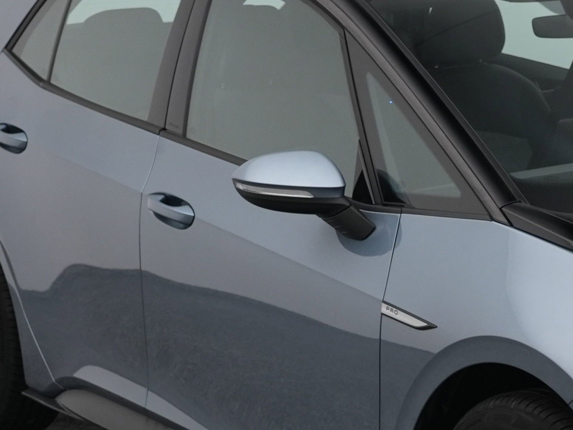 Auto afbeelding: 24