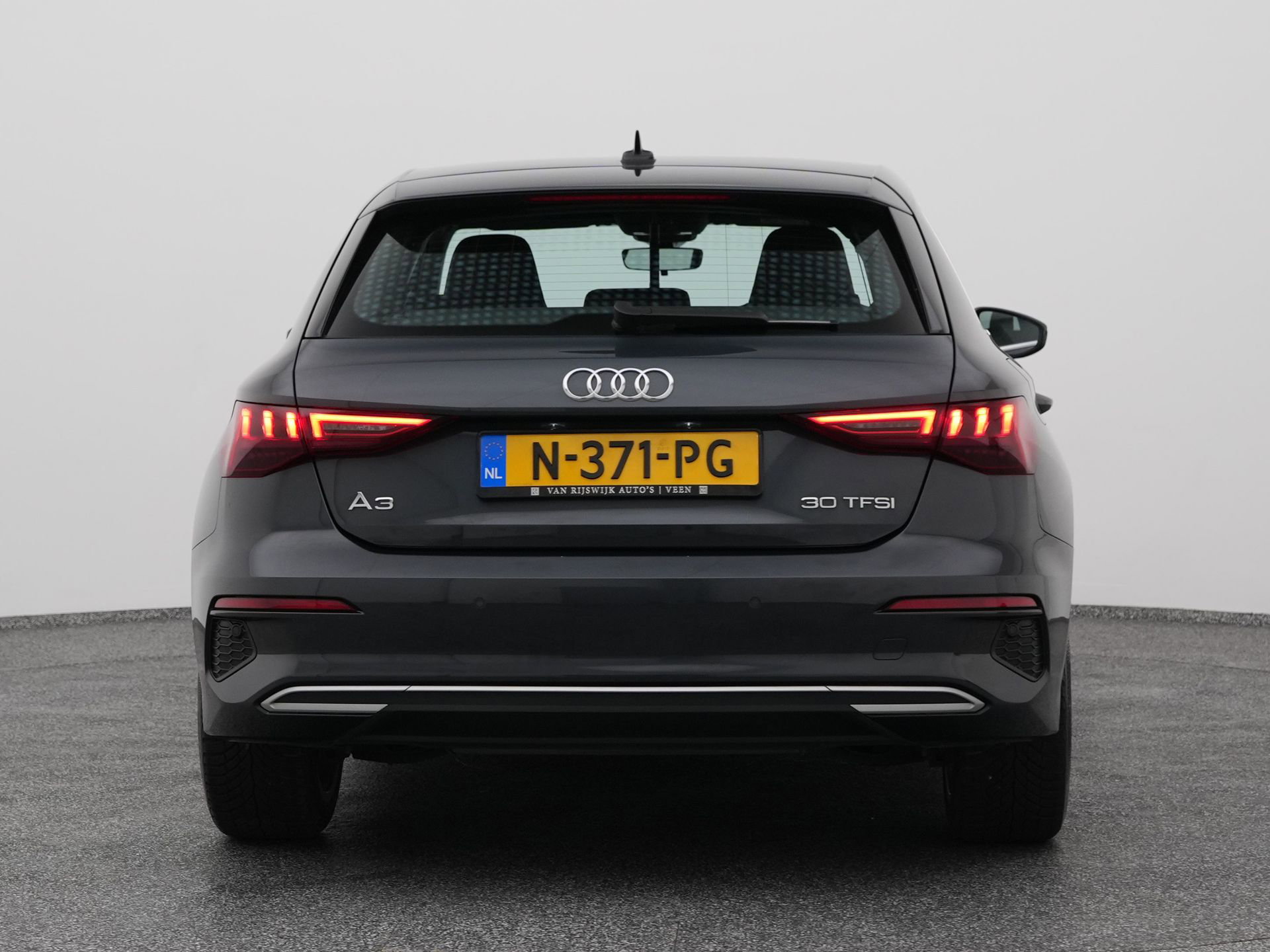 Auto afbeelding: 10