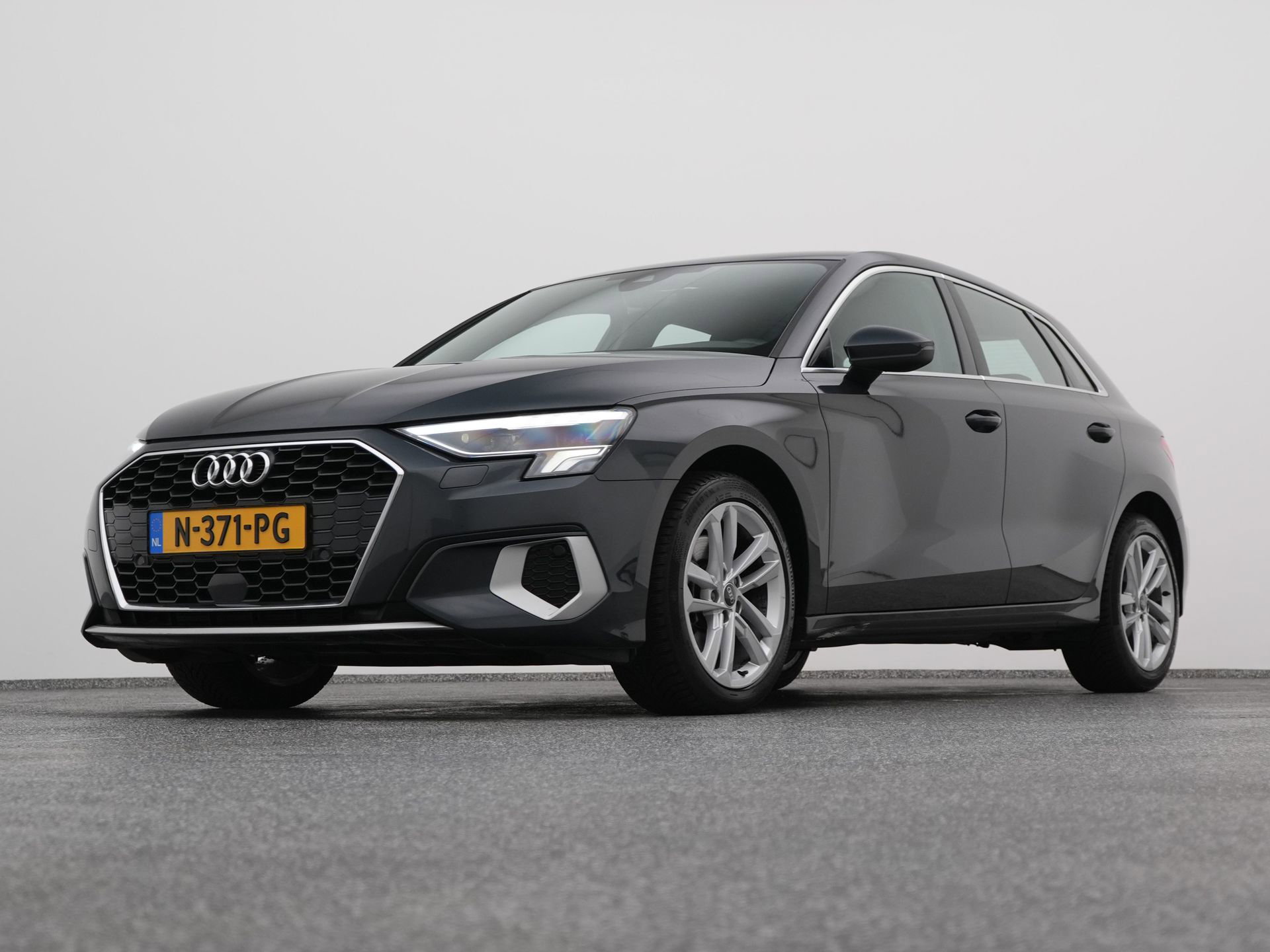 Auto afbeelding: 15