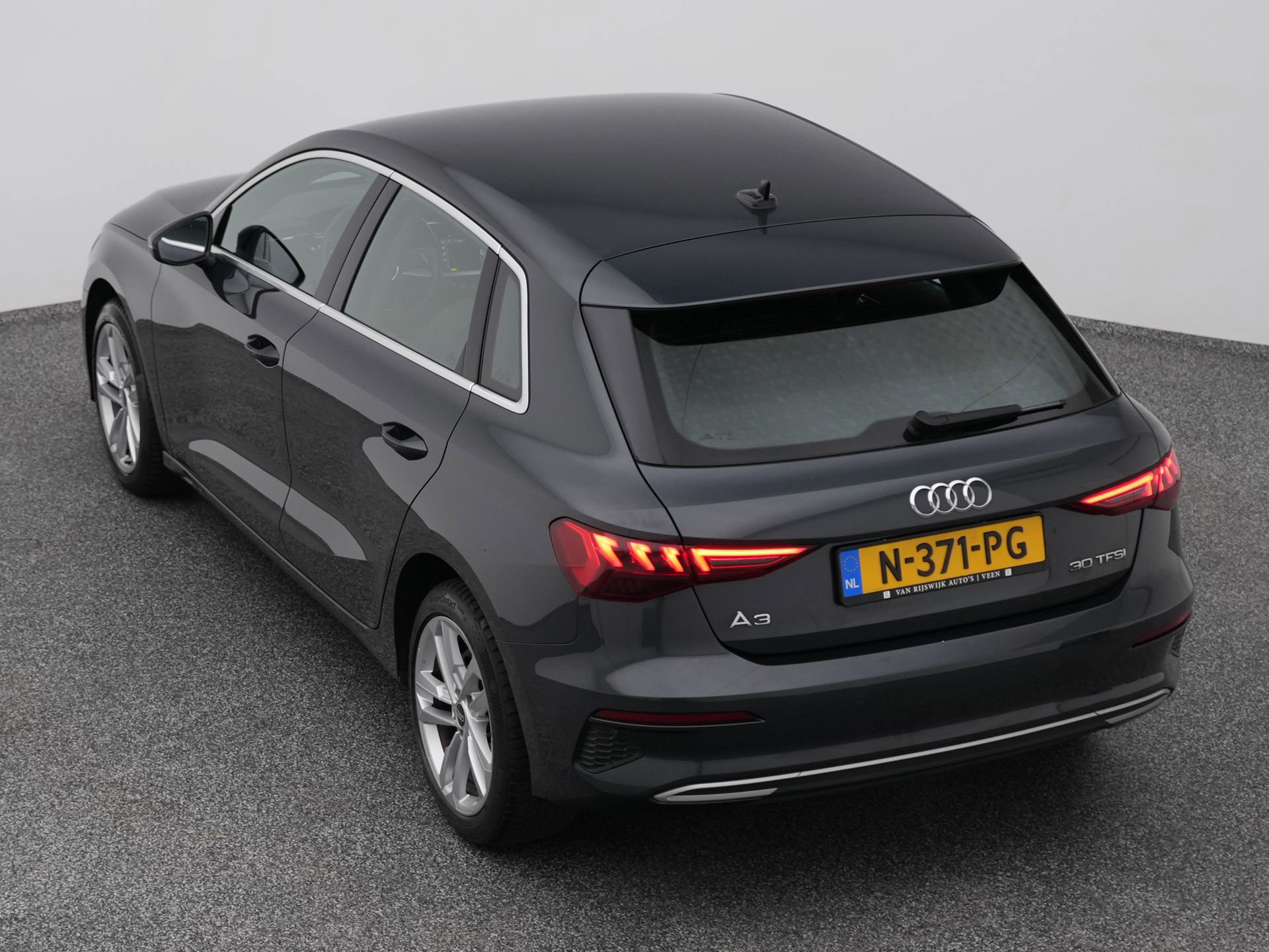 Auto afbeelding: 25