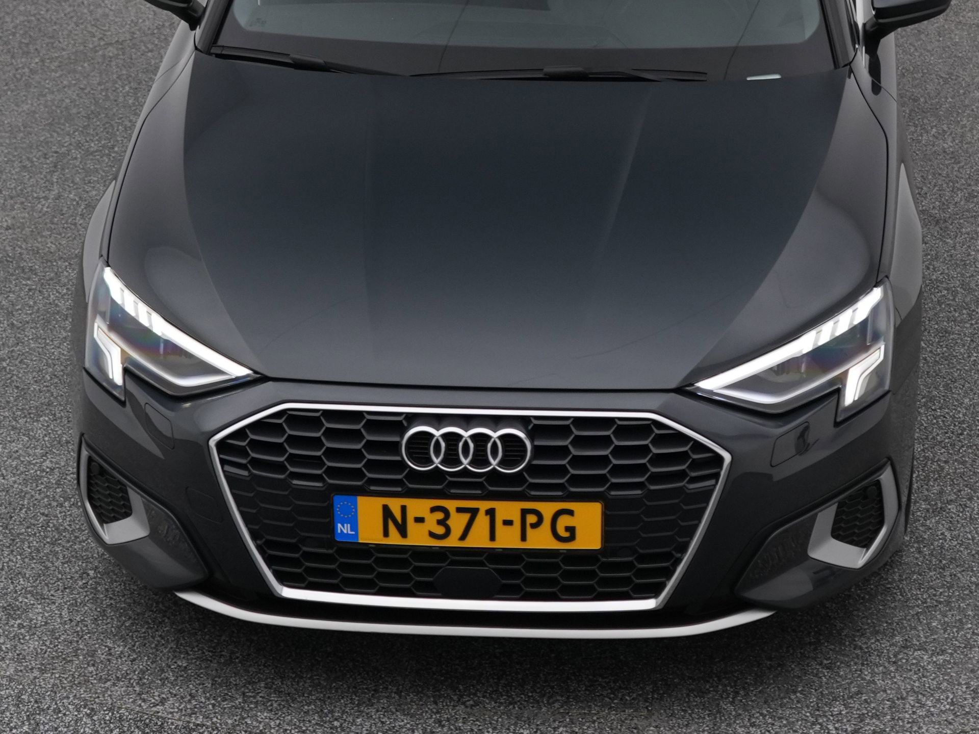 Auto afbeelding: 30