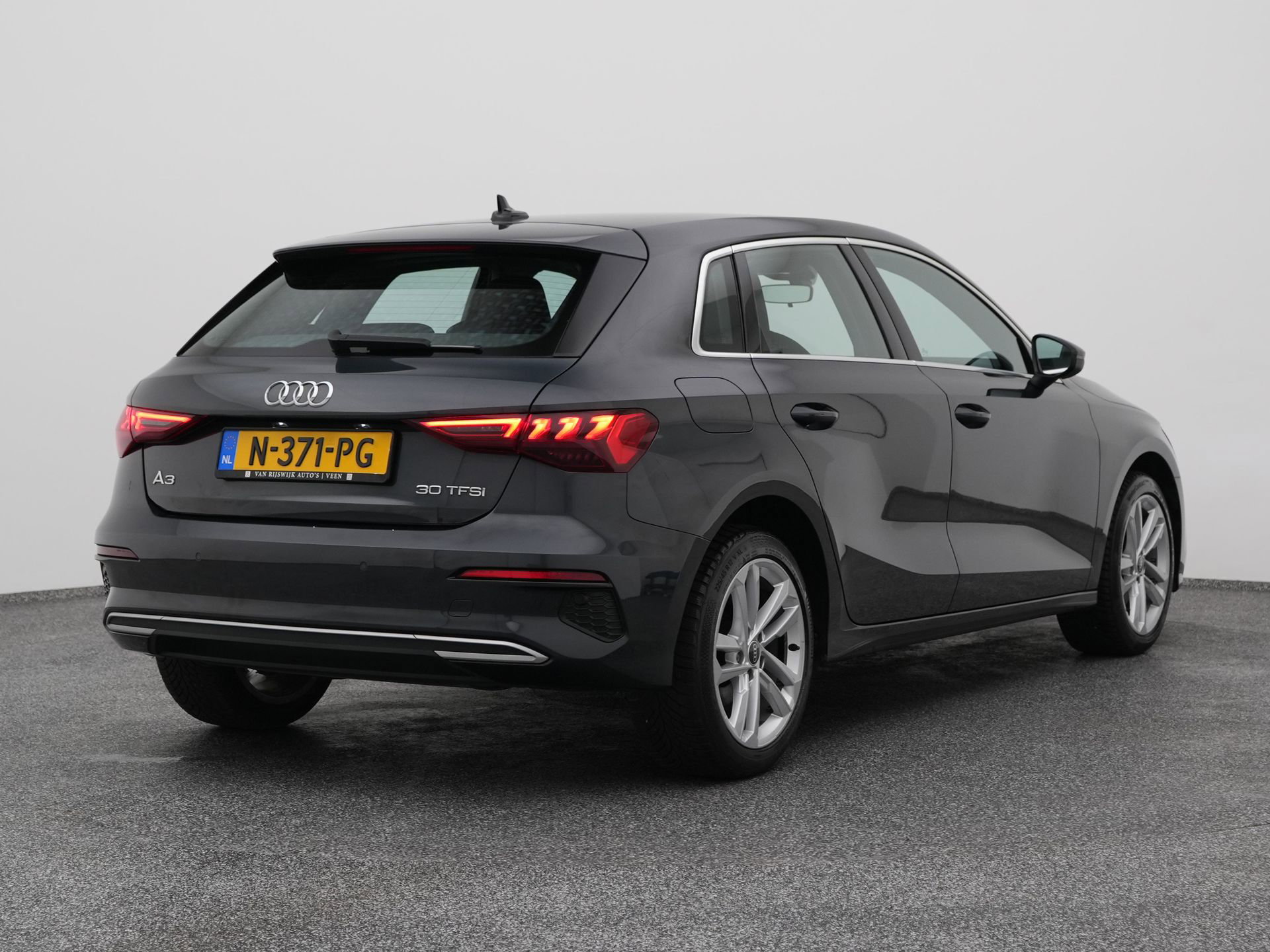 Auto afbeelding: 6
