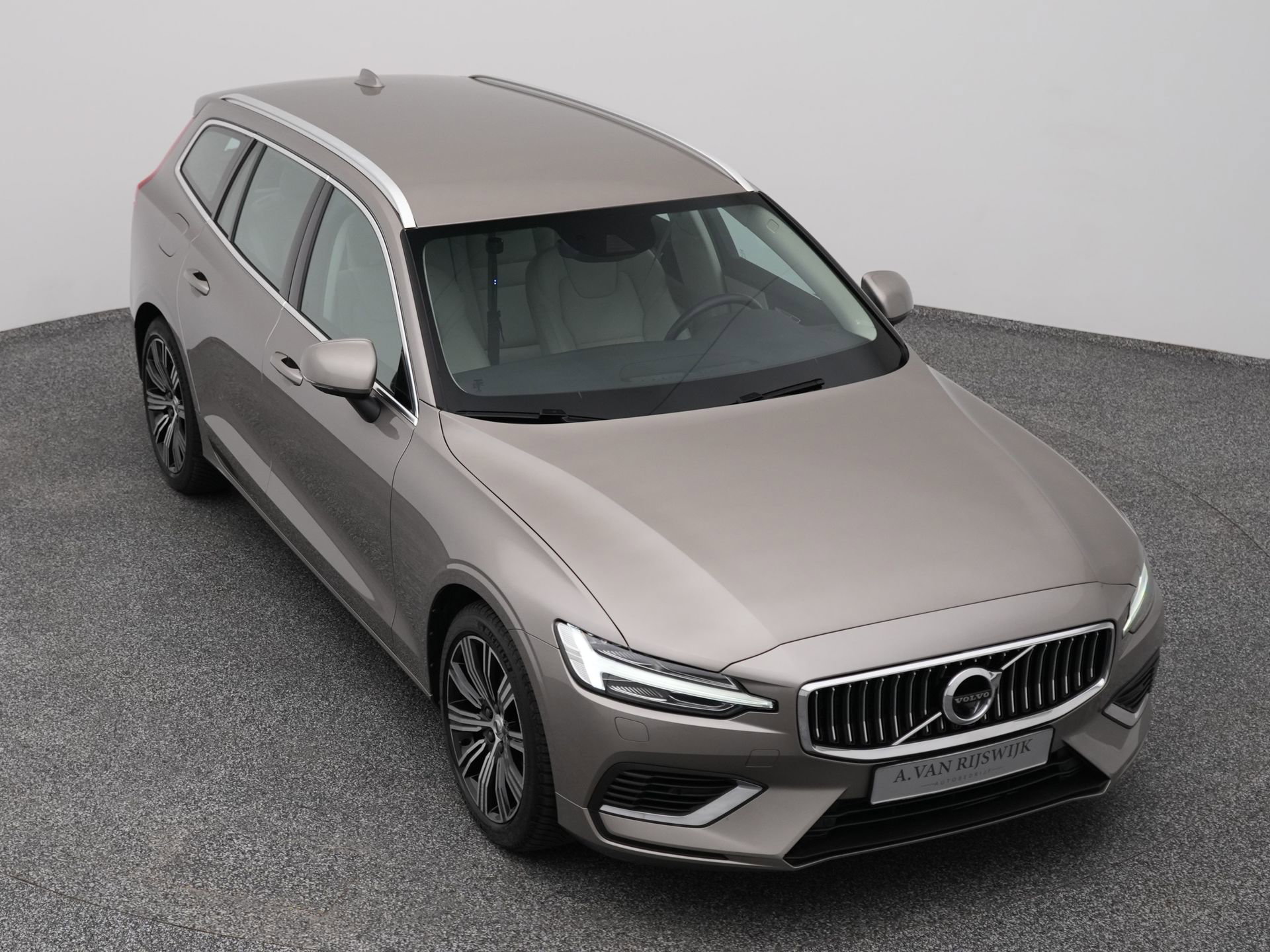 Auto afbeelding: 24