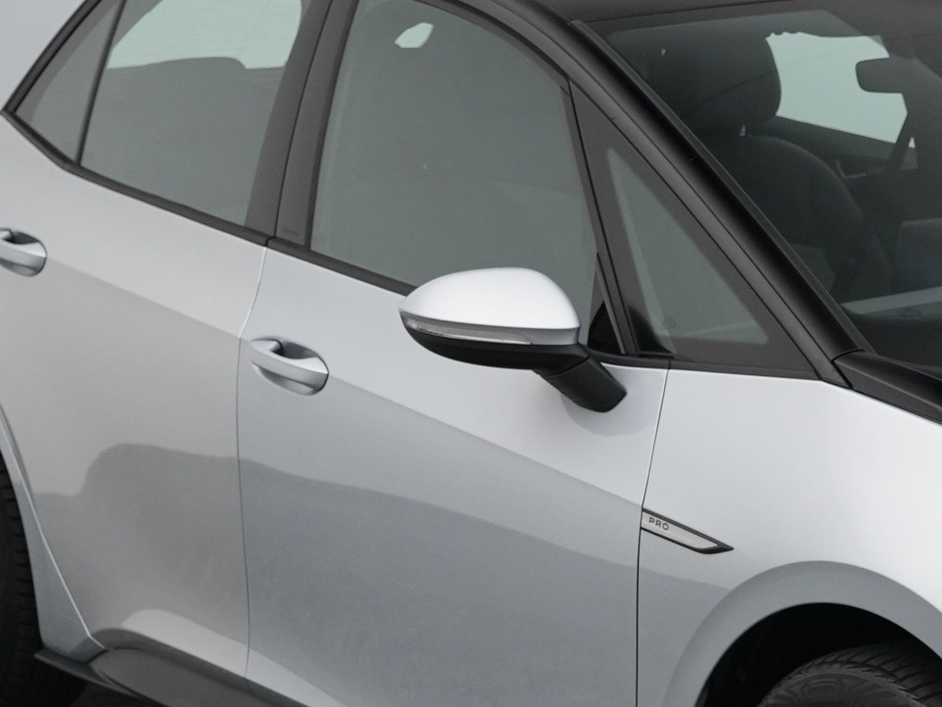 Auto afbeelding: 24
