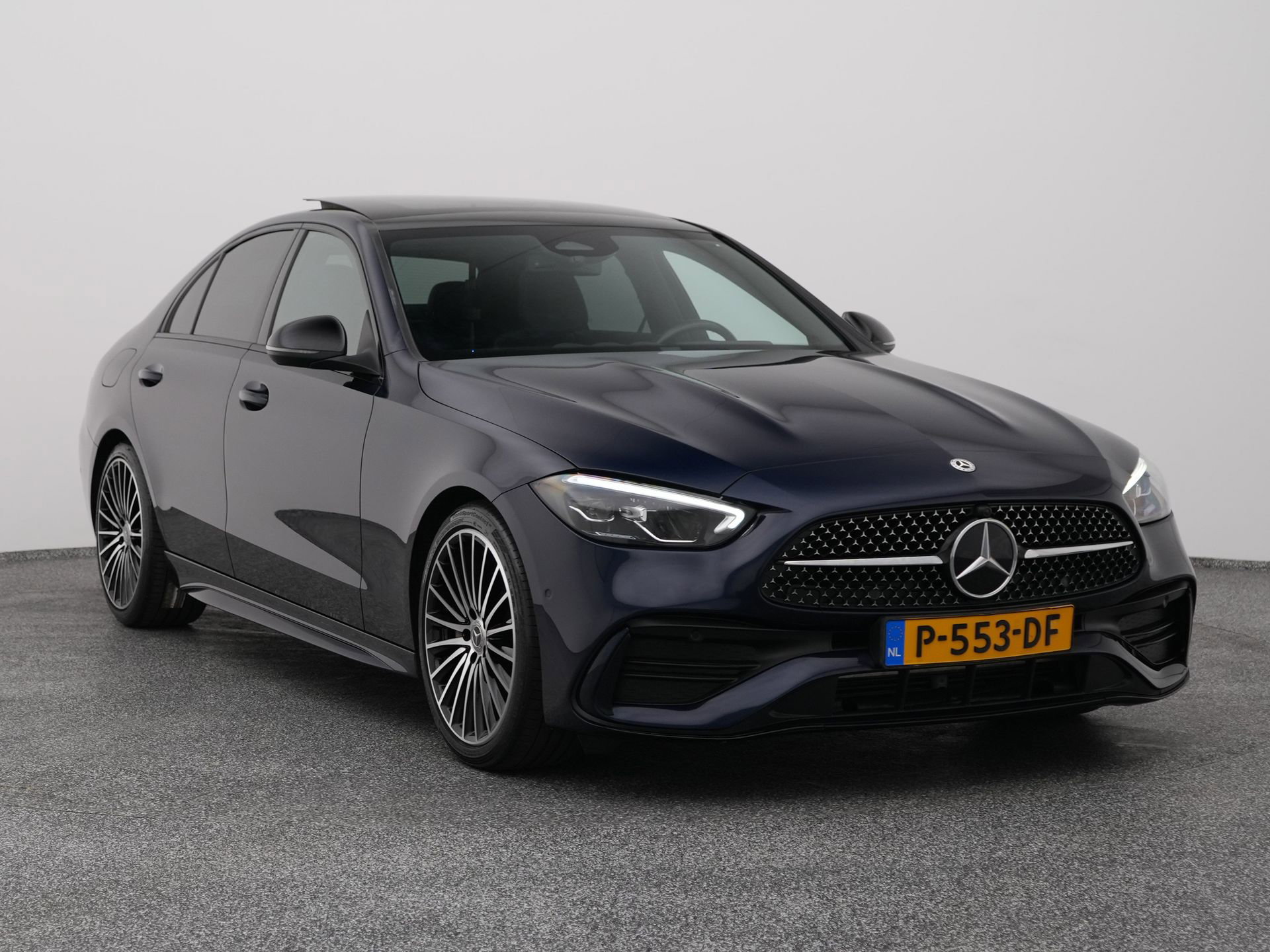 Auto afbeelding: 2
