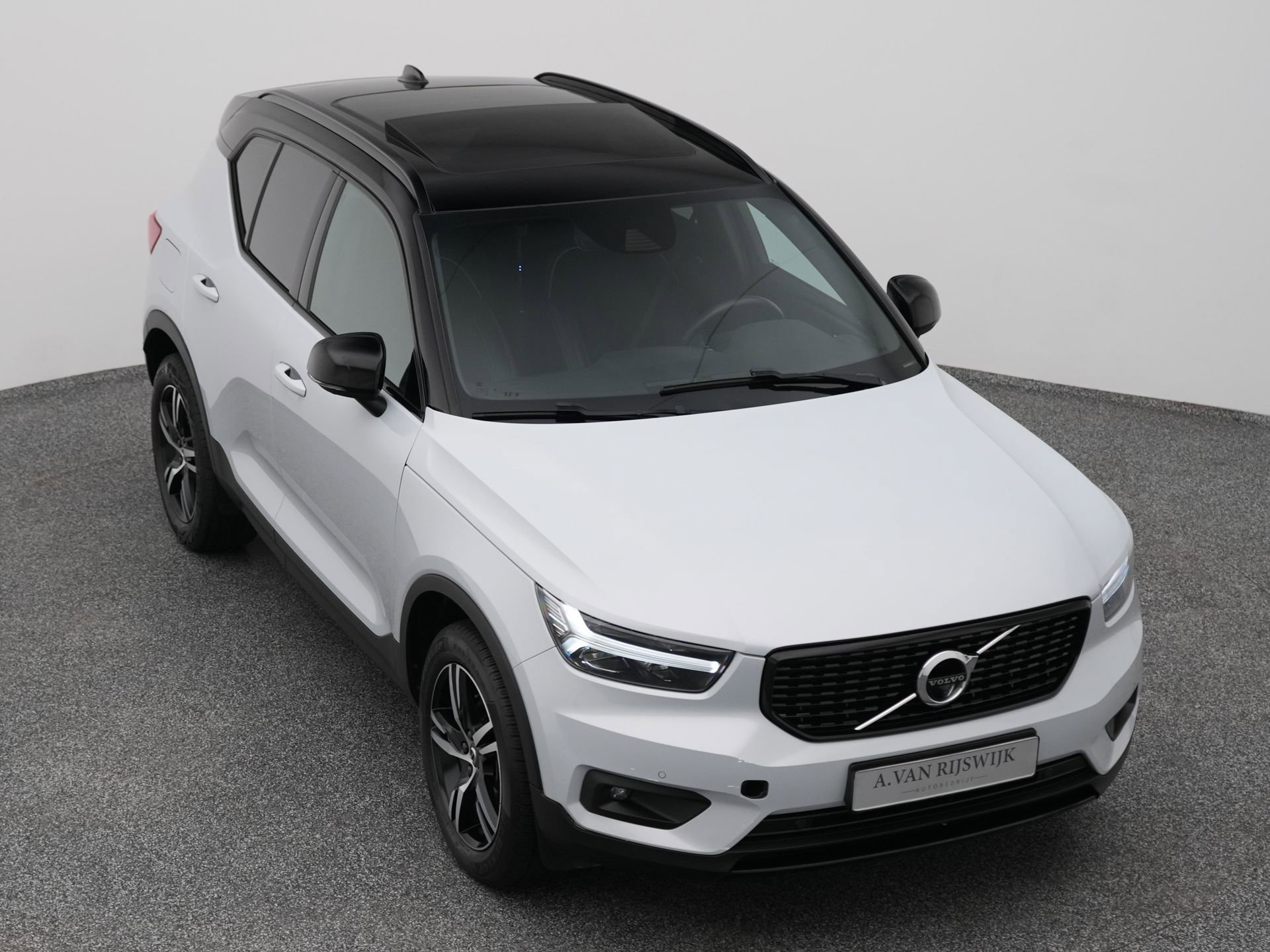 Auto afbeelding: 24