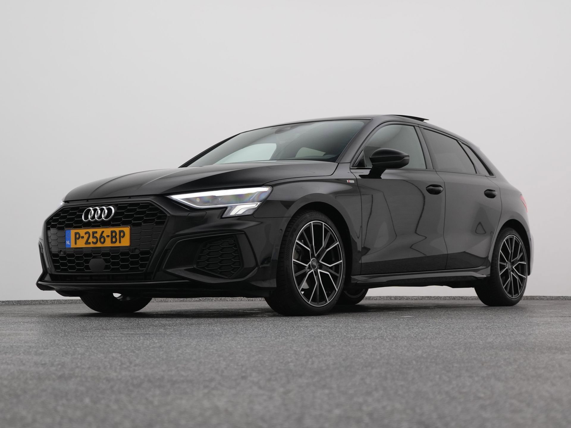 Auto afbeelding: 15
