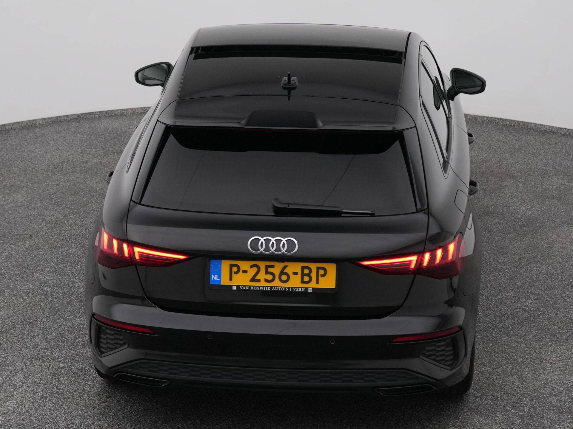 Auto afbeelding: 28
