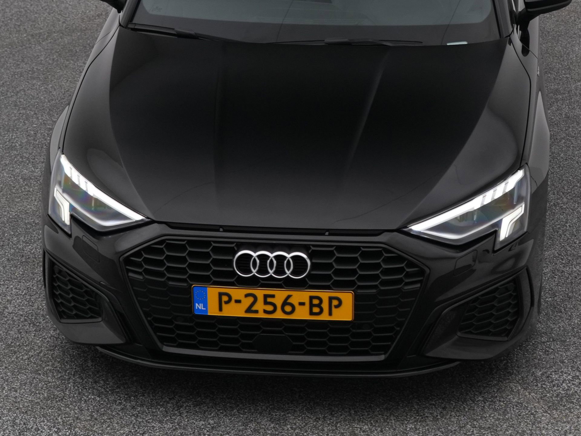 Auto afbeelding: 30