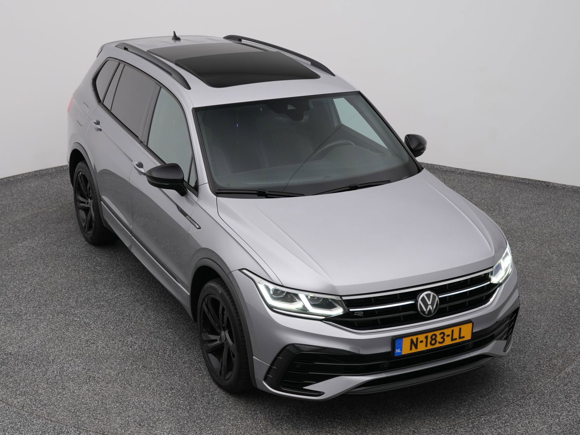 Auto afbeelding: 24